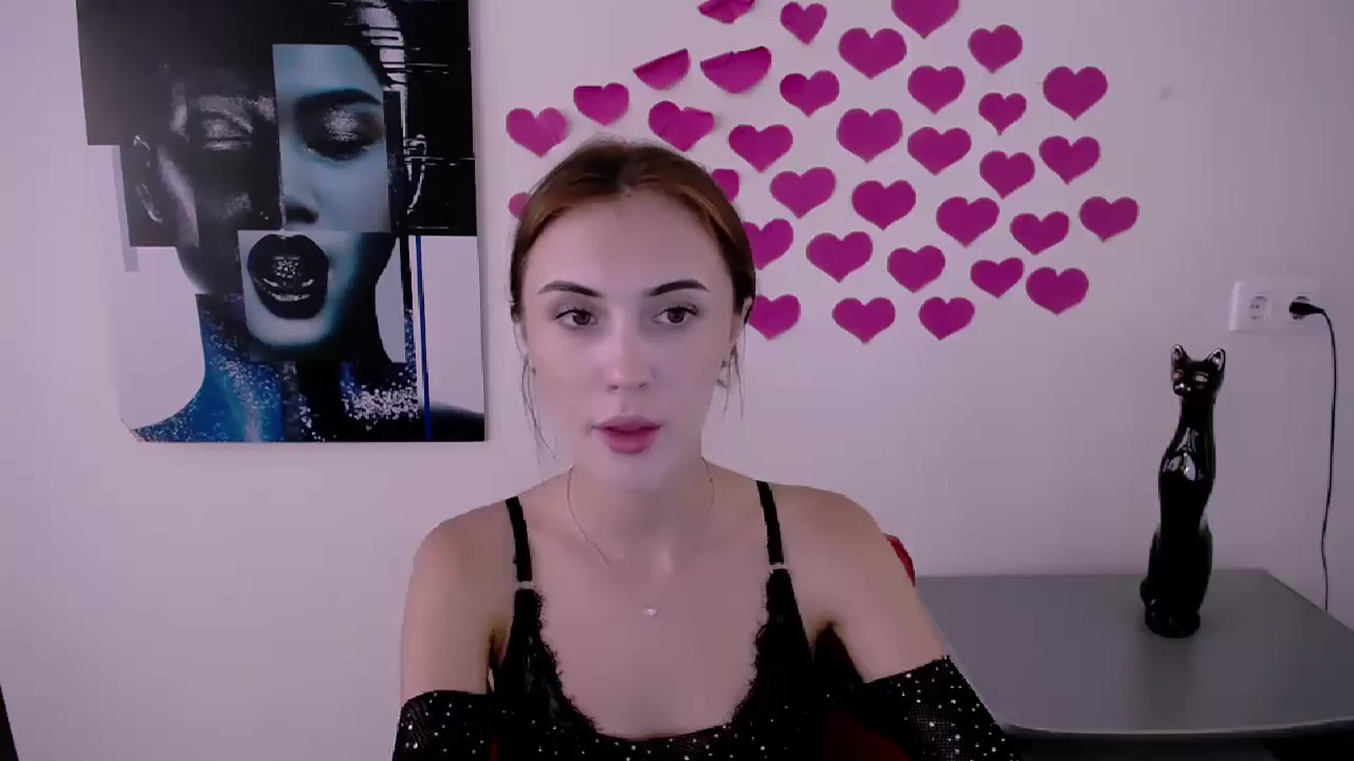 Gallery image thumbnail from Nikonara_'s myfreecams stream on, 07/10/2024, 12:35 image 17 of 20