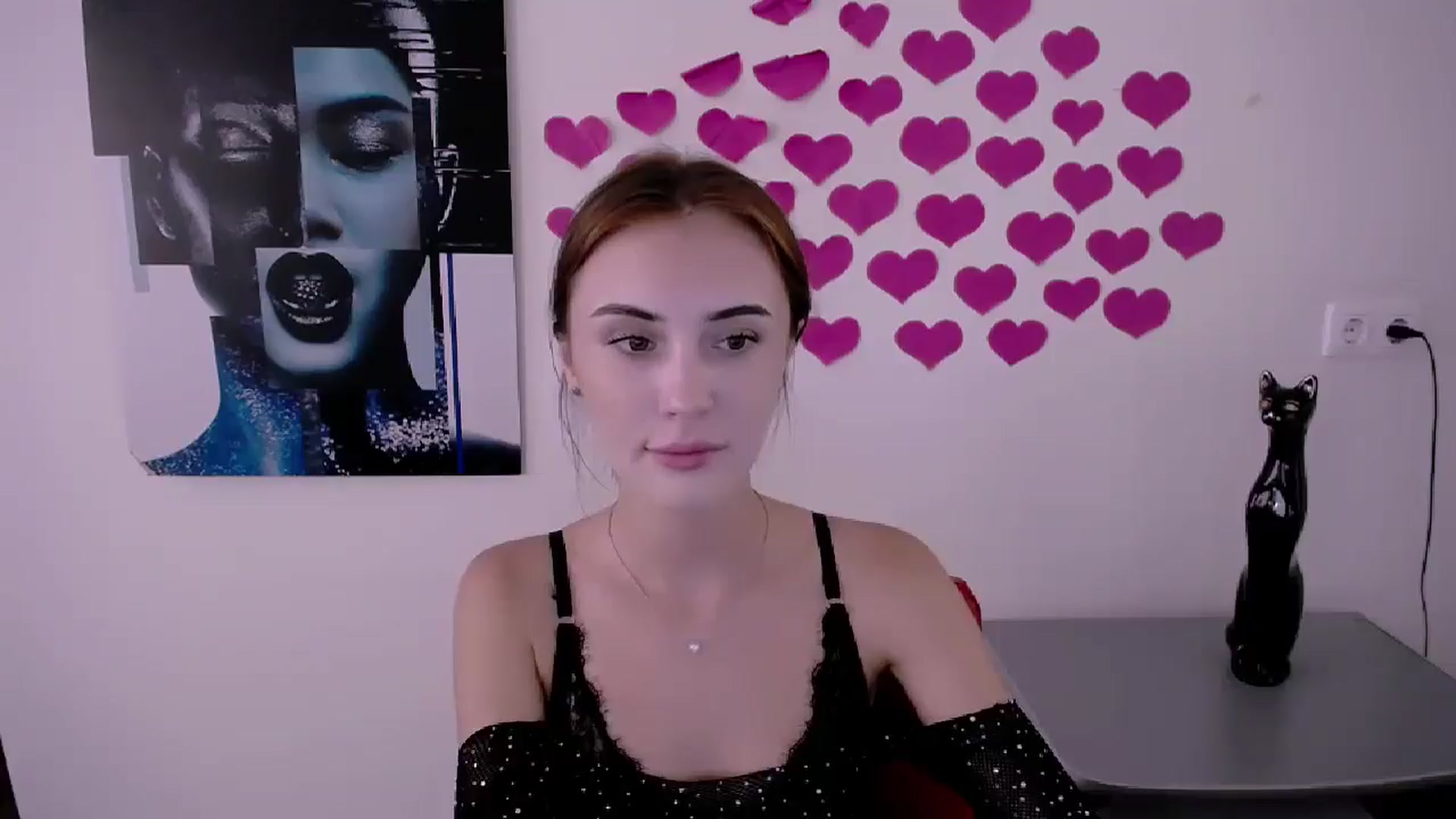 Gallery image thumbnail from Nikonara_'s myfreecams stream on, 07/10/2024, 12:35 image 15 of 20