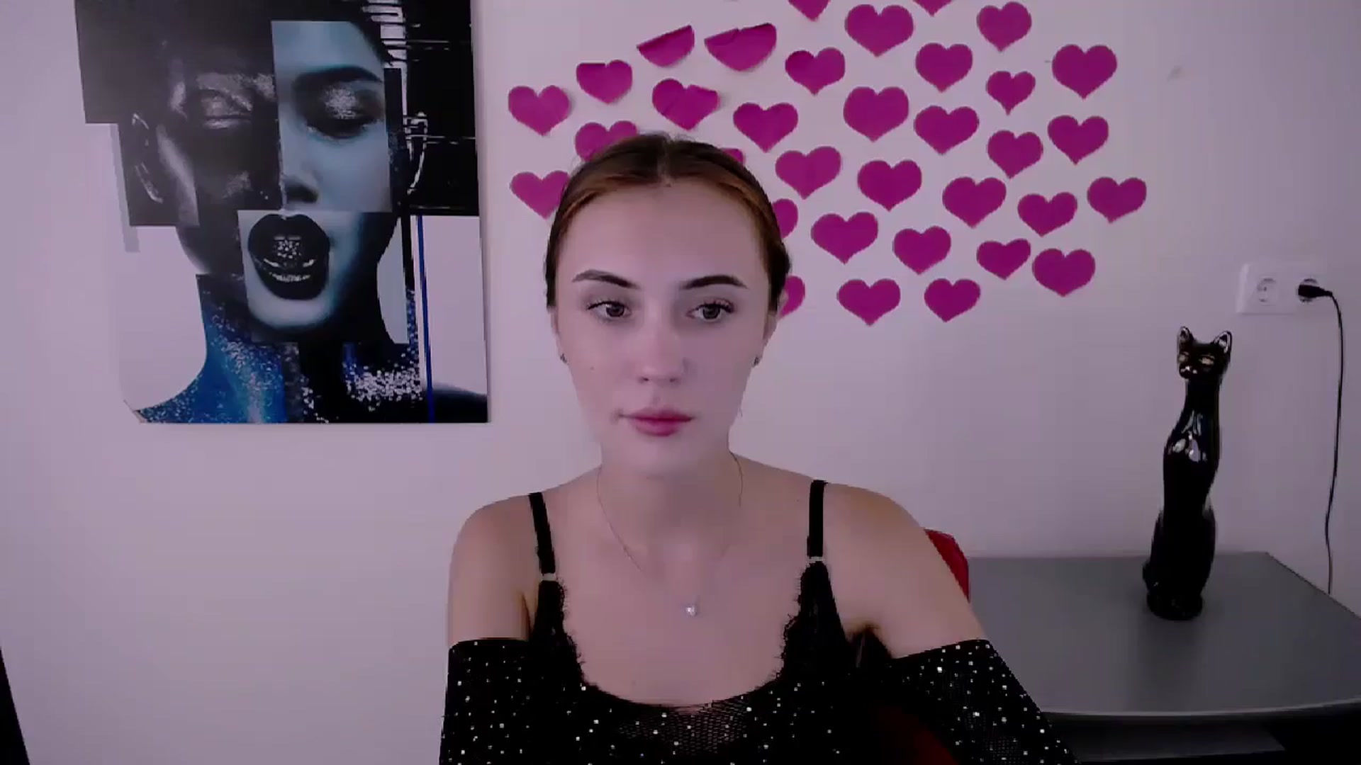 Gallery image thumbnail from Nikonara_'s myfreecams stream on, 07/10/2024, 15:35 image 17 of 20