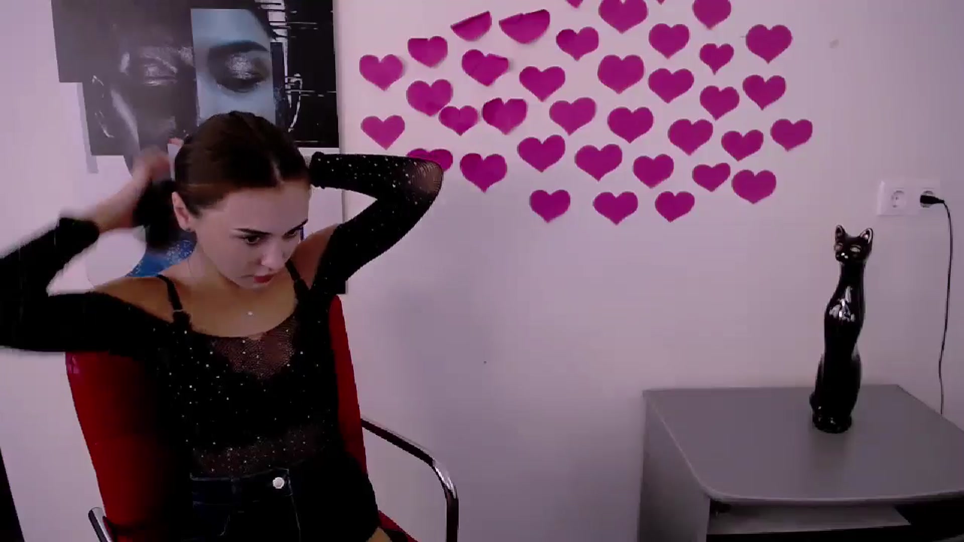 Gallery image thumbnail from Nikonara_'s myfreecams stream on, 07/10/2024, 15:35 image 10 of 20