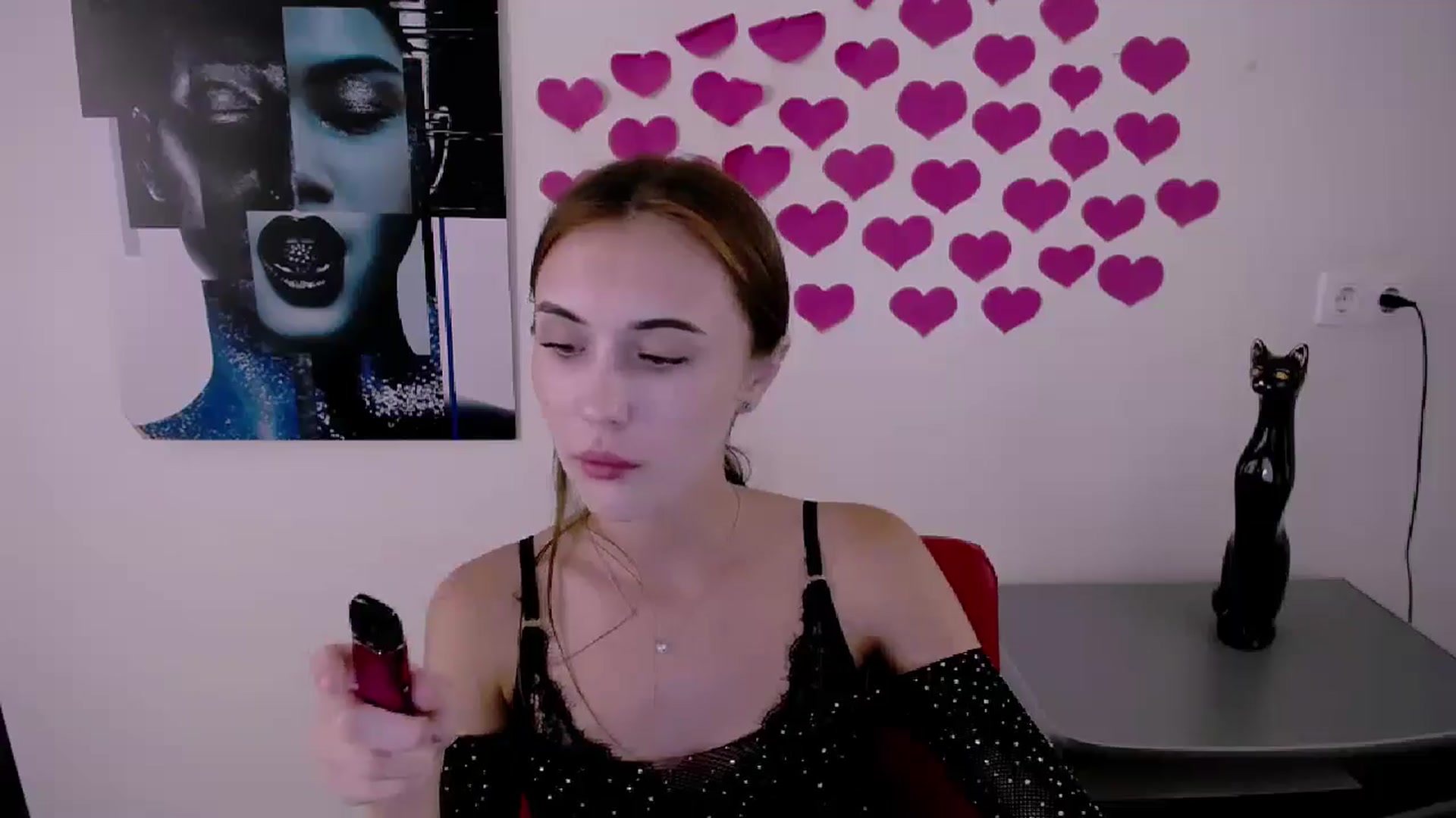 Gallery image thumbnail from Nikonara_'s myfreecams stream on, 07/10/2024, 17:04 image 14 of 20