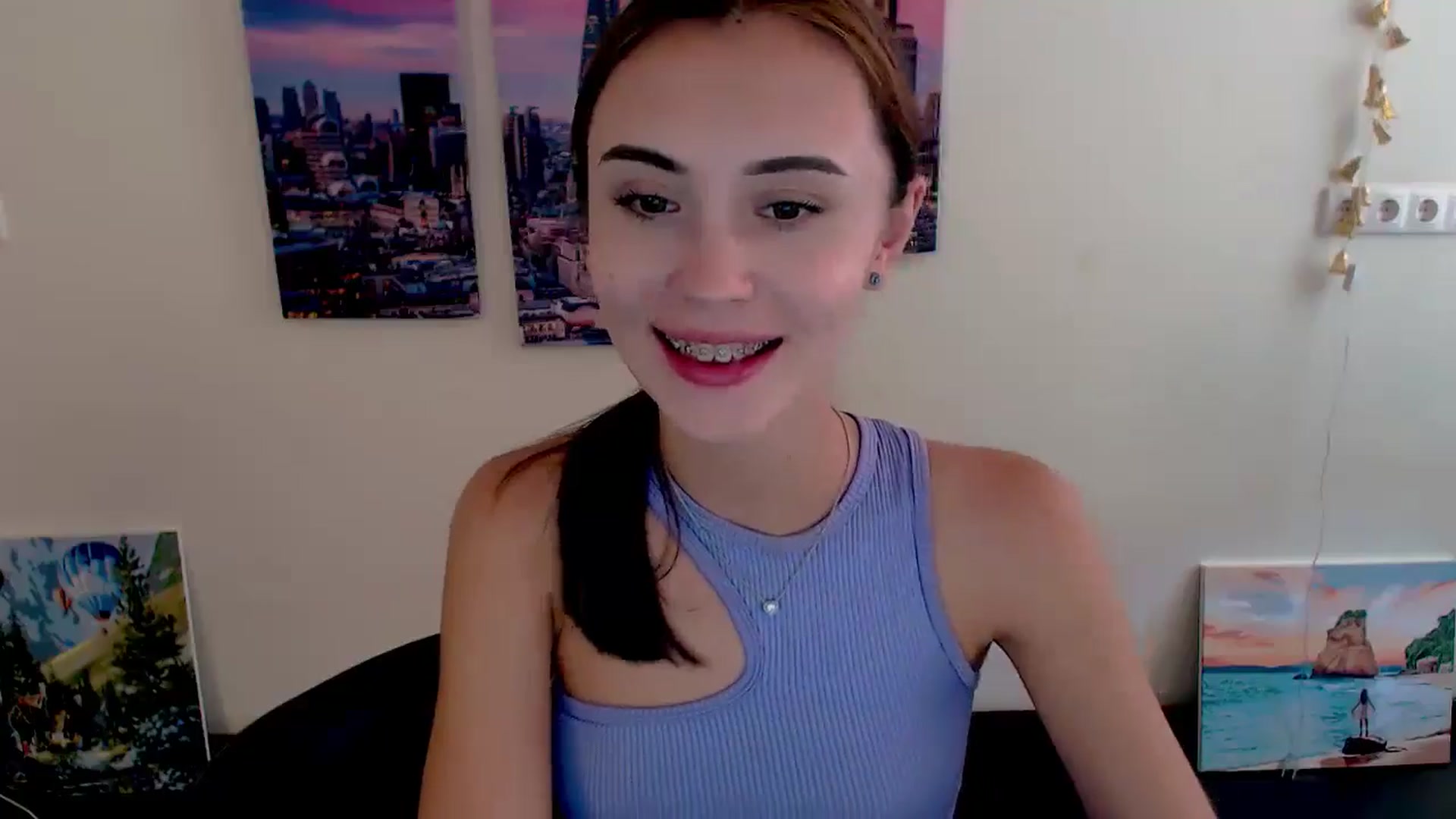 Gallery image thumbnail from Nikonara_'s myfreecams stream on, 07/11/2024, 13:26 image 5 of 20