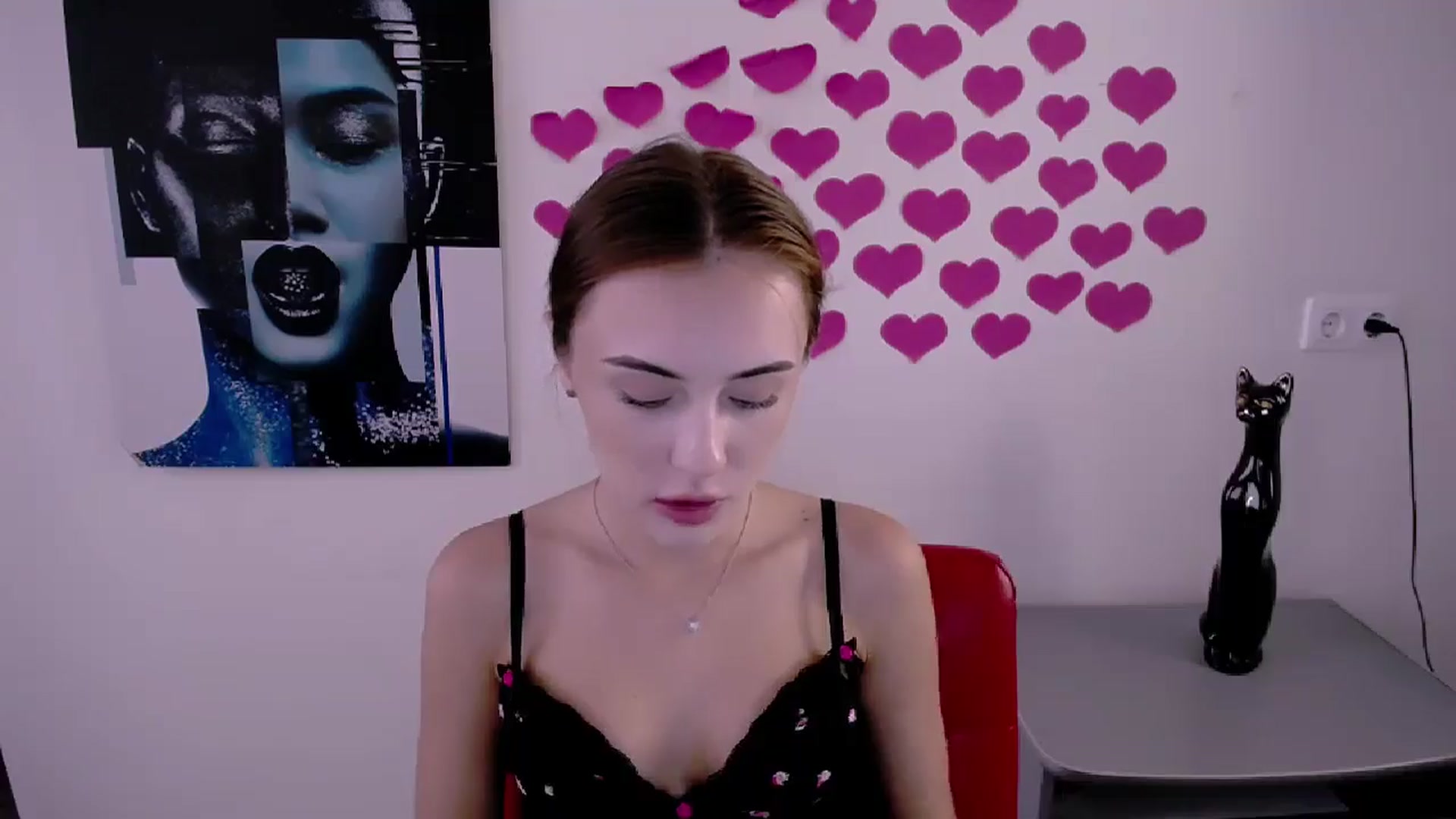 Gallery image thumbnail from Nikonara_'s myfreecams stream on, 07/12/2024, 13:05 image 6 of 20