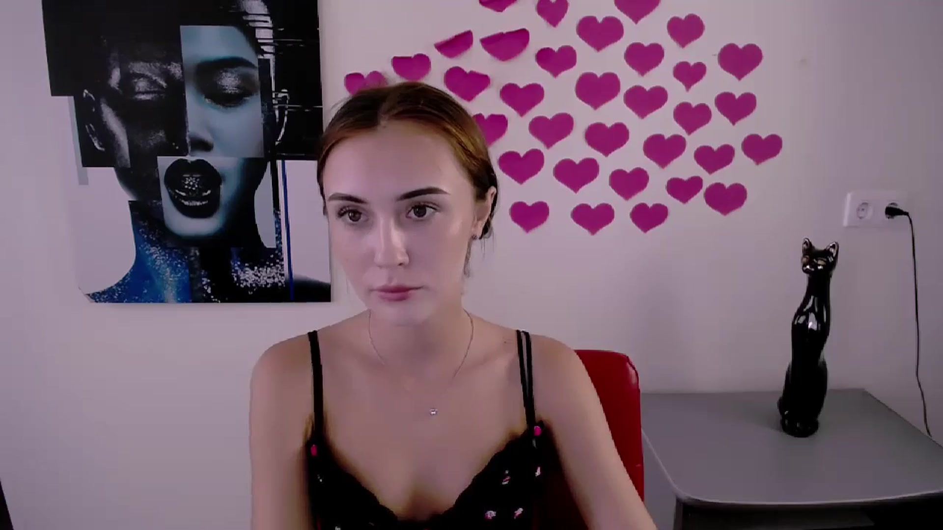 Gallery image thumbnail from Nikonara_'s myfreecams stream on, 07/12/2024, 17:21 image 8 of 20