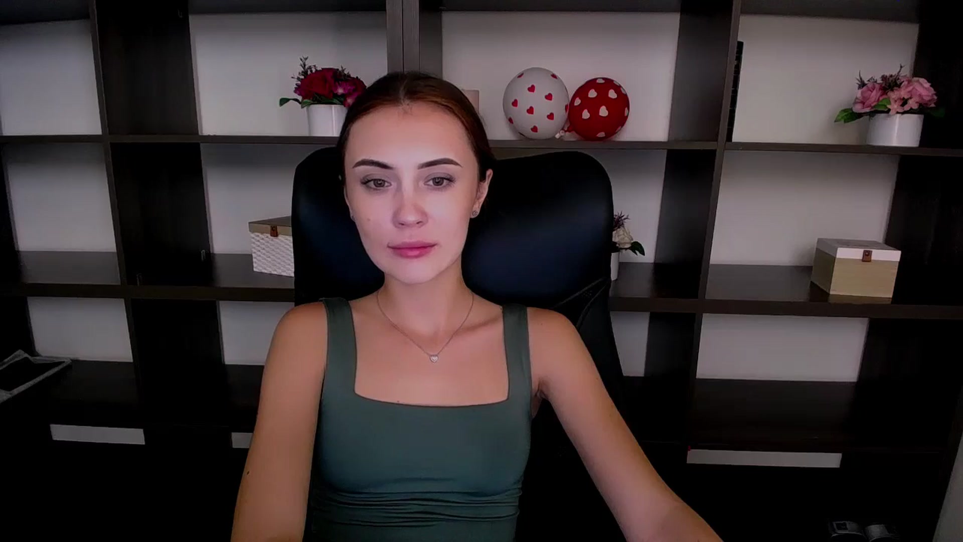 Gallery image thumbnail from Nikonara_'s myfreecams stream on, 07/13/2024, 13:40 image 11 of 20
