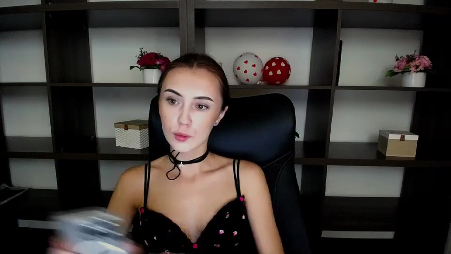 Gallery image thumbnail from Nikonara_'s myfreecams stream on, 07/14/2024, 09:03 image 7 of 20