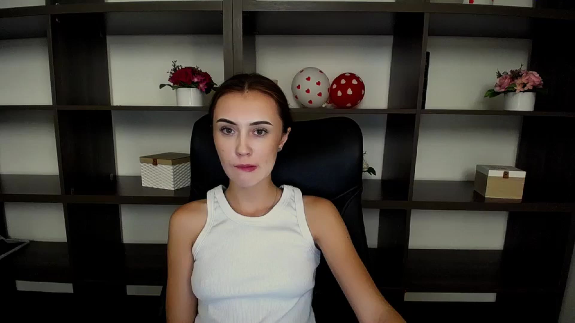 Gallery image thumbnail from Nikonara_'s myfreecams stream on, 07/14/2024, 11:29 image 17 of 20