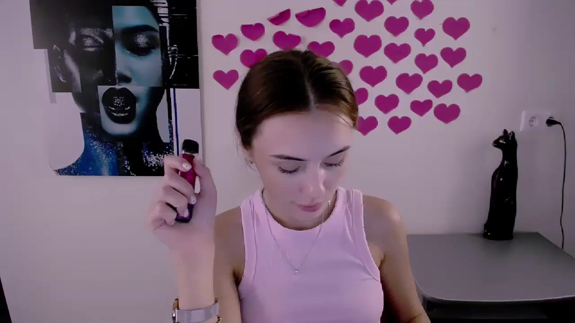 Gallery image thumbnail from Nikonara_'s myfreecams stream on, 07/24/2024, 13:17 image 12 of 20