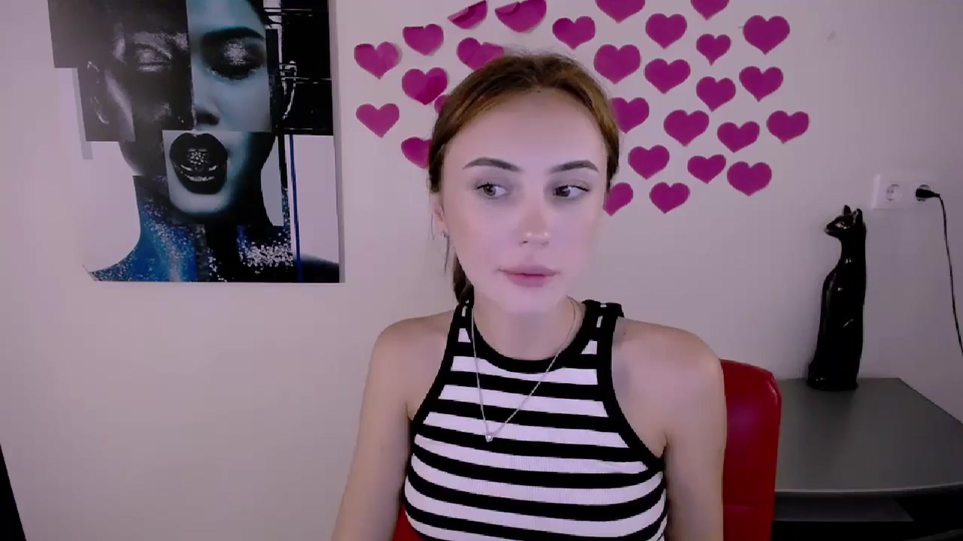 Gallery image thumbnail from Nikonara_'s myfreecams stream on, 07/25/2024, 14:16 image 11 of 20