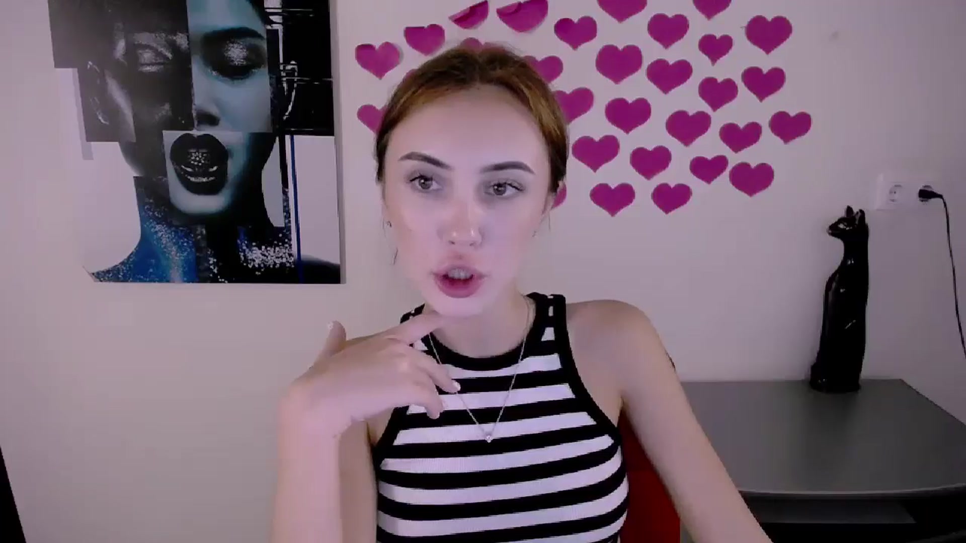 Gallery image thumbnail from Nikonara_'s myfreecams stream on, 07/25/2024, 14:16 image 10 of 20
