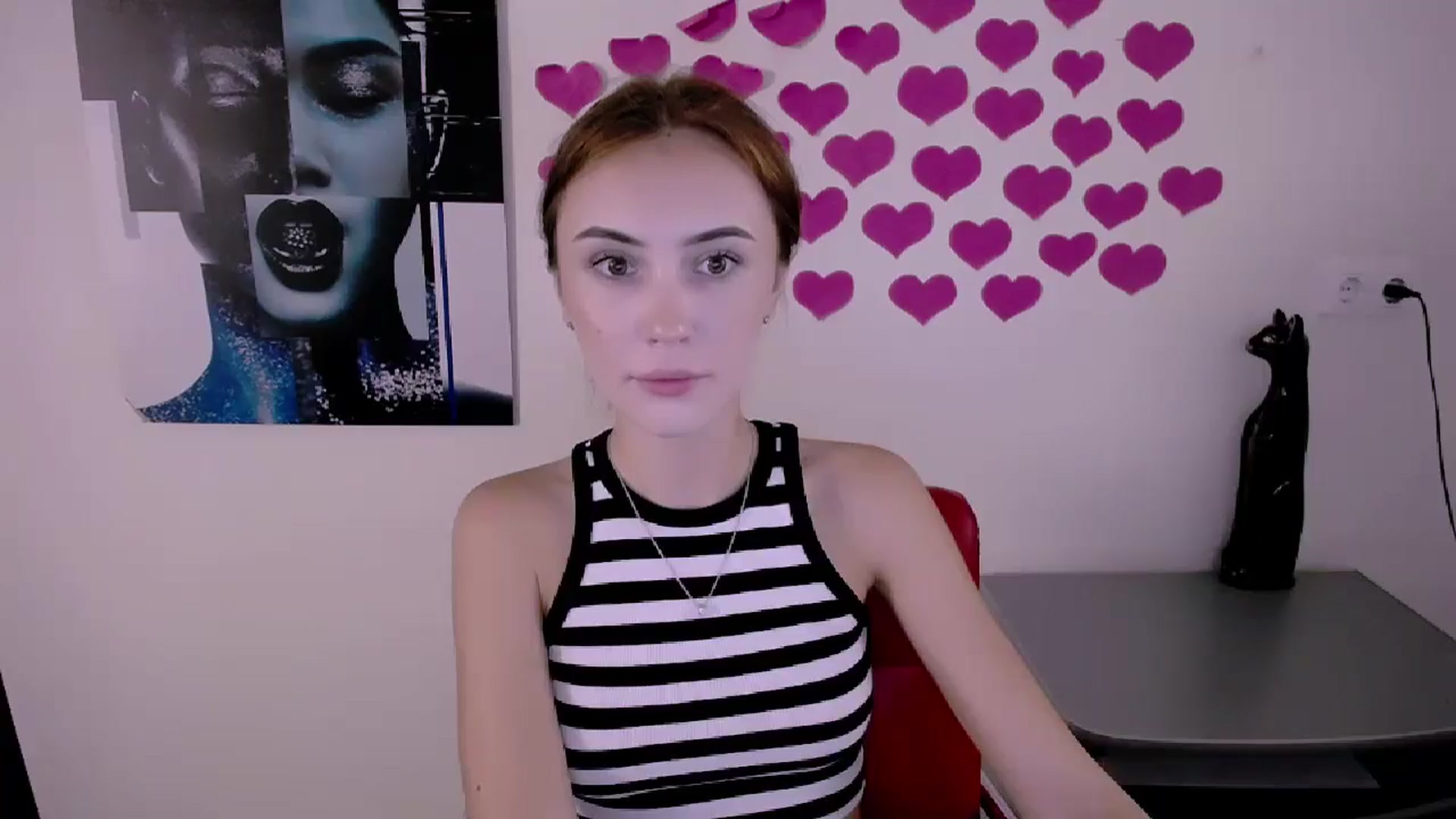 Gallery image thumbnail from Nikonara_'s myfreecams stream on, 07/25/2024, 14:16 image 1 of 20