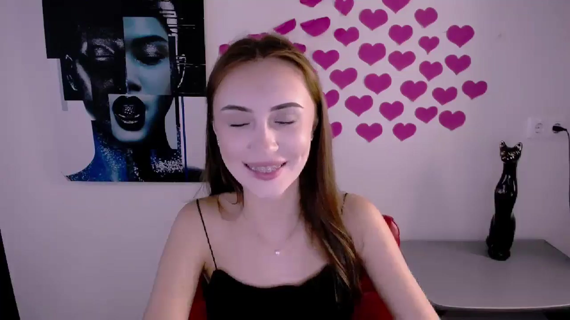 Gallery image thumbnail from Nikonara_'s myfreecams stream on, 07/29/2024, 07:12 image 19 of 20