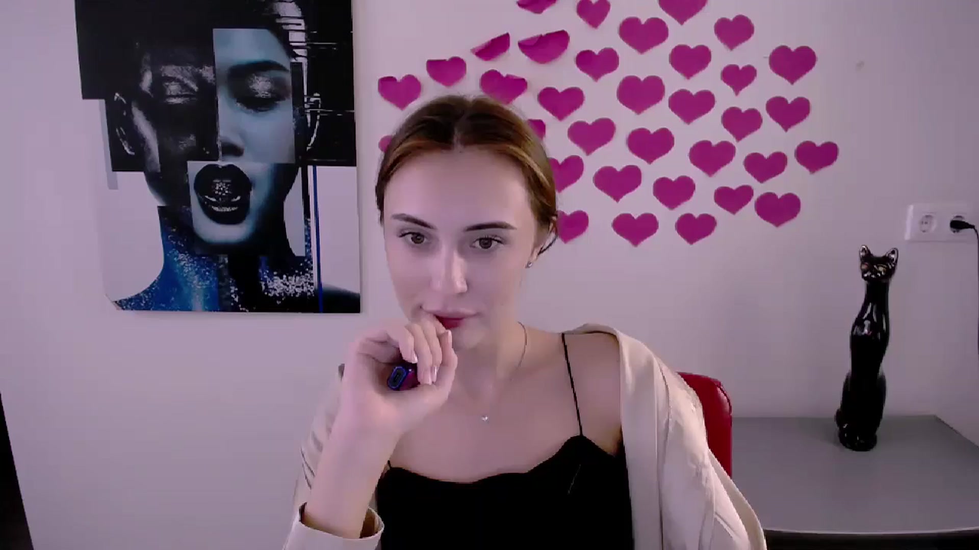 Gallery image thumbnail from Nikonara_'s myfreecams stream on, 07/29/2024, 11:51 image 17 of 20