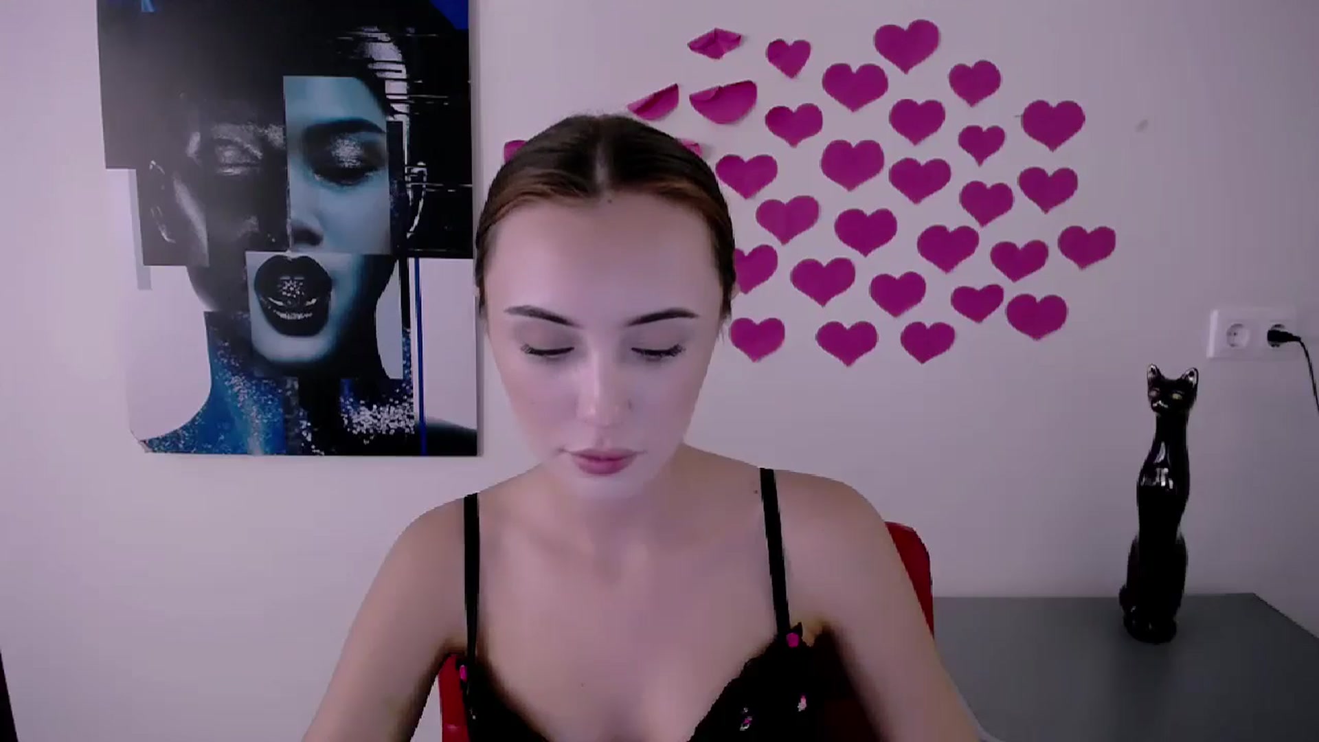 Gallery image thumbnail from Nikonara_'s myfreecams stream on, 07/30/2024, 13:00 image 2 of 20