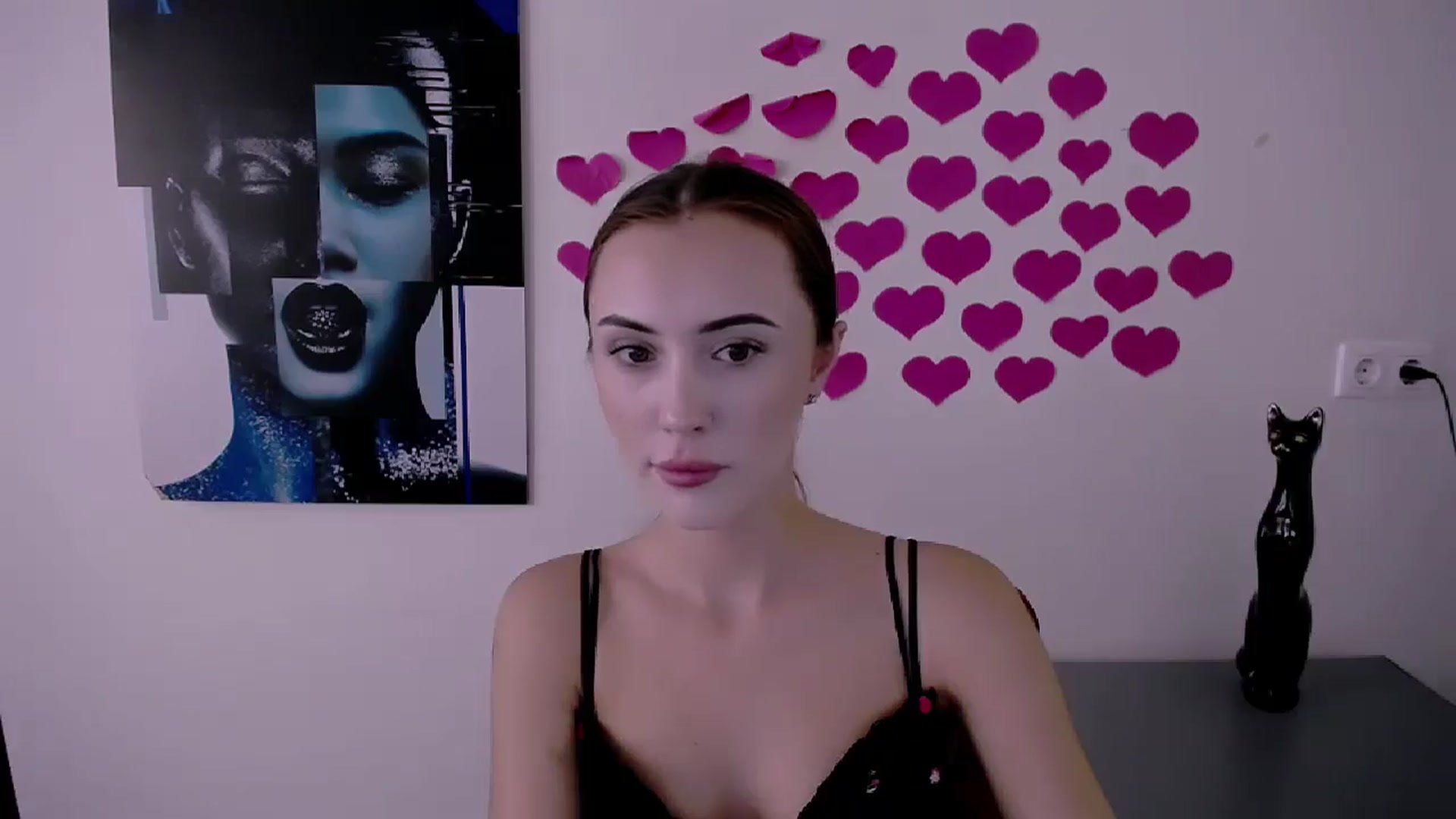Gallery image thumbnail from Nikonara_'s myfreecams stream on, 07/30/2024, 13:00 image 18 of 20