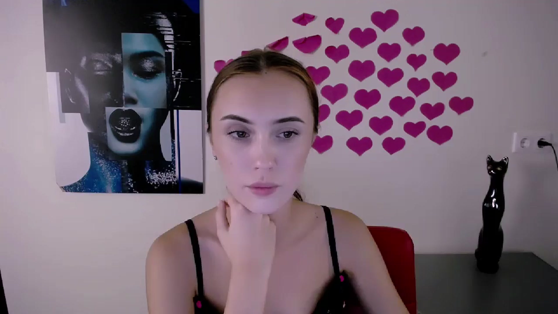 Gallery image thumbnail from Nikonara_'s myfreecams stream on, 07/30/2024, 17:14 image 9 of 20