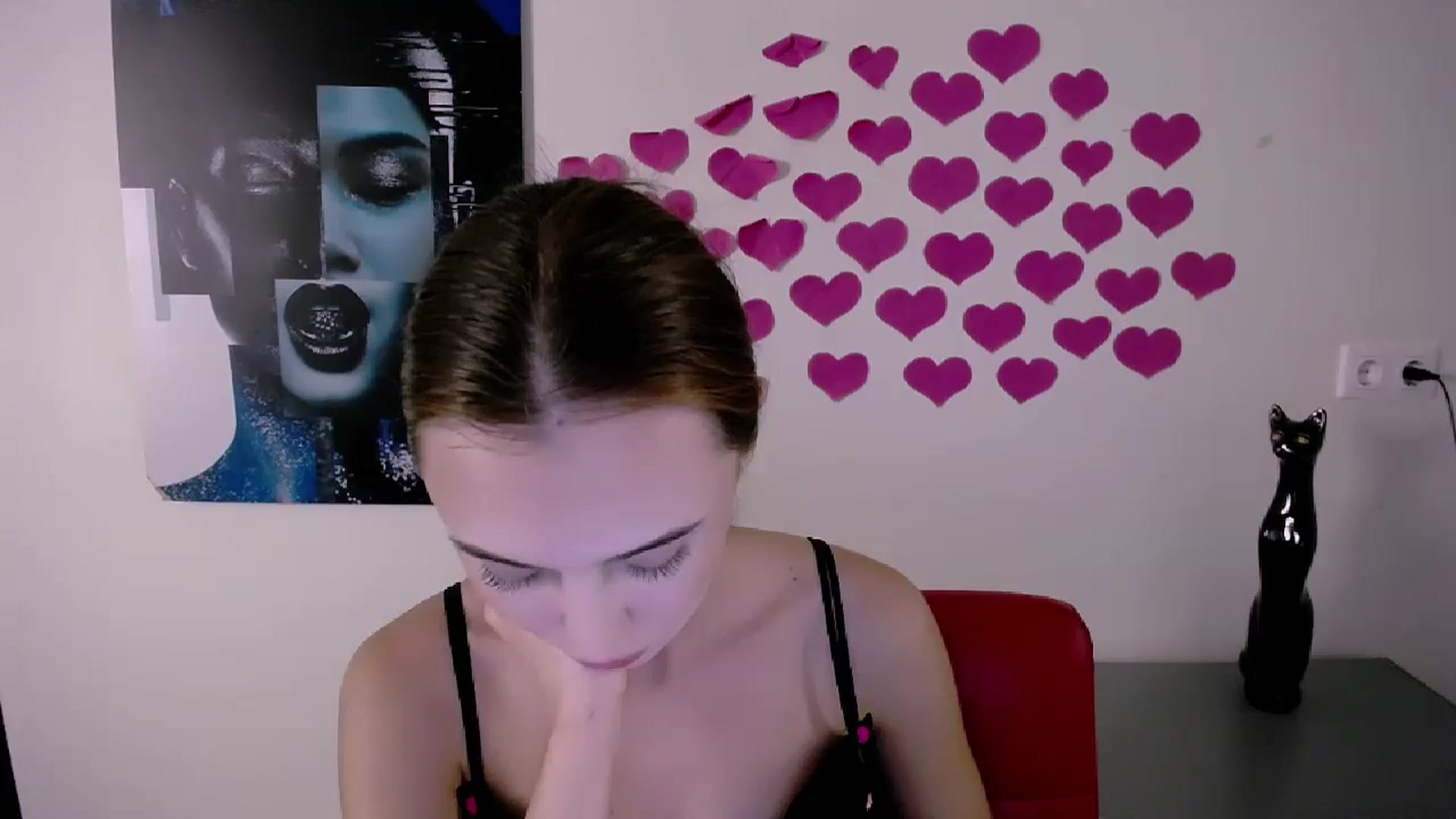 Gallery image thumbnail from Nikonara_'s myfreecams stream on, 07/30/2024, 17:14 image 7 of 20