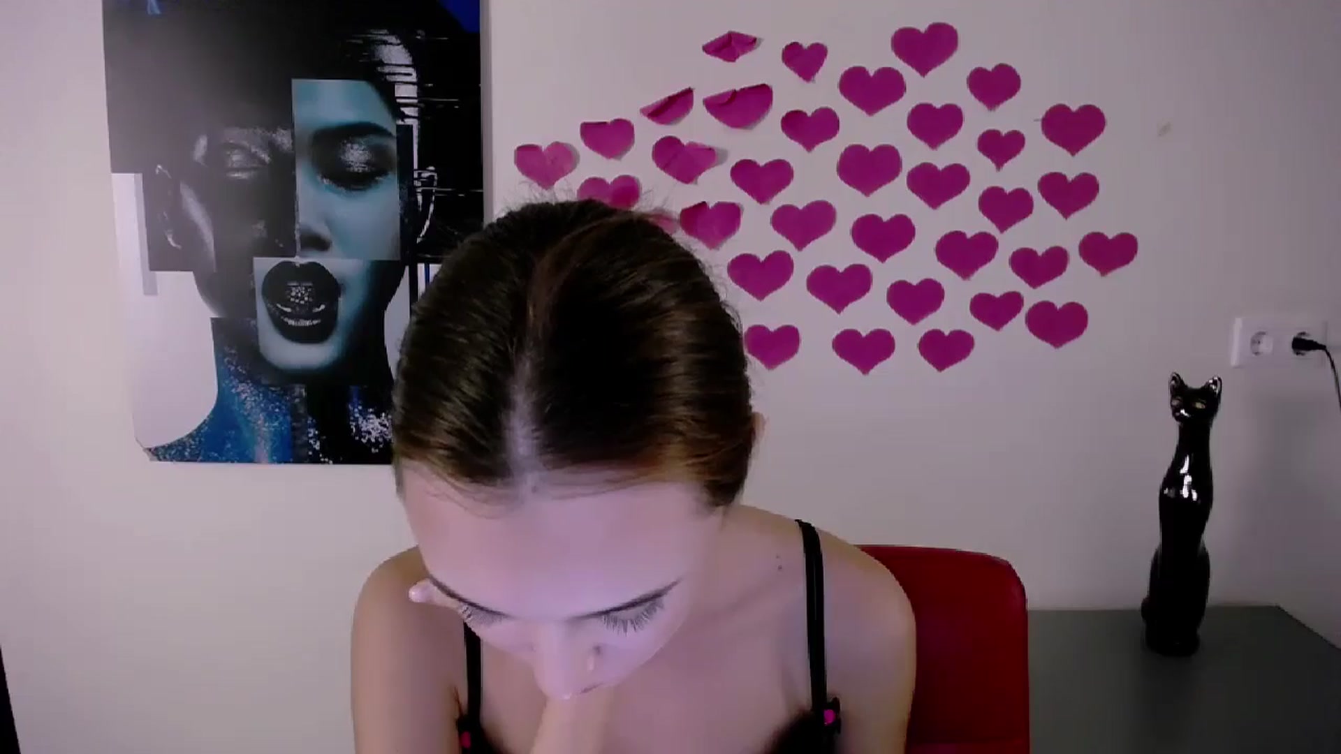 Gallery image thumbnail from Nikonara_'s myfreecams stream on, 07/30/2024, 17:14 image 3 of 20