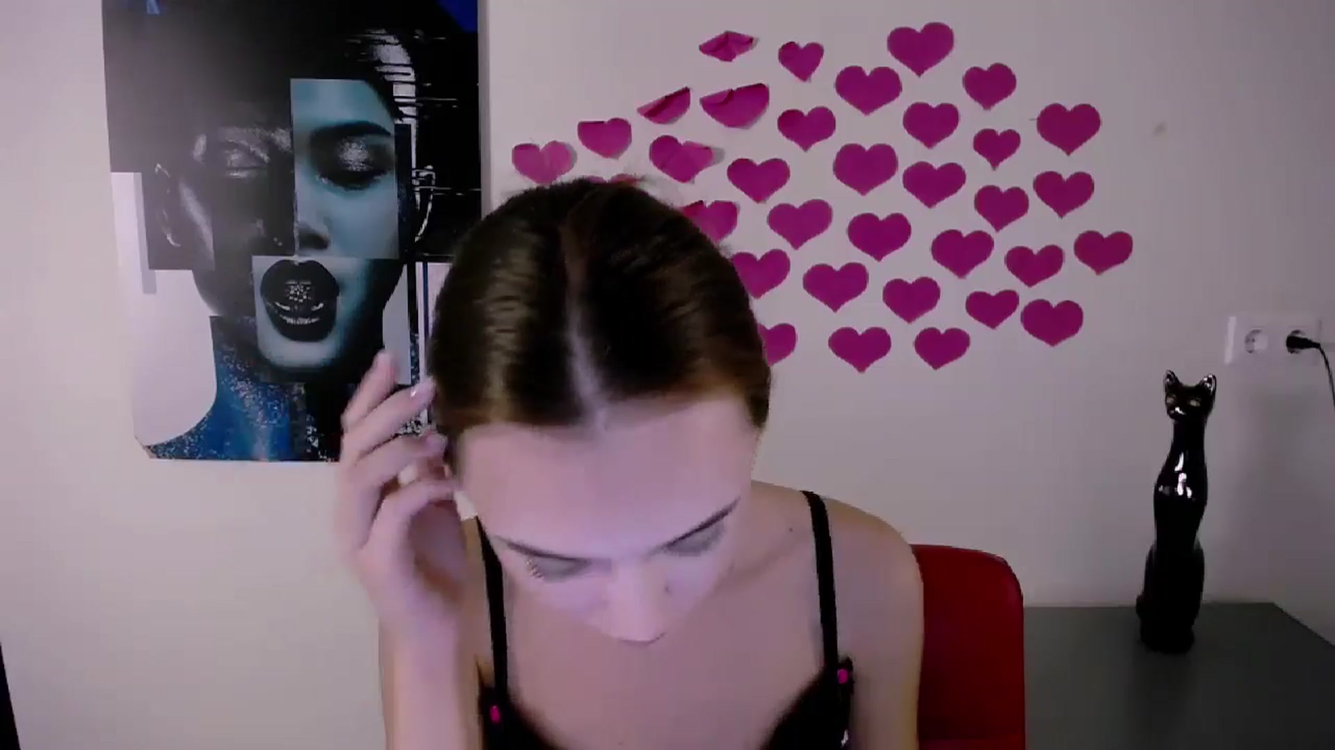 Gallery image thumbnail from Nikonara_'s myfreecams stream on, 07/30/2024, 17:14 image 2 of 20