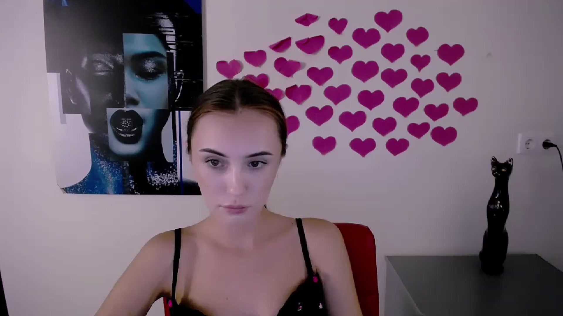 Gallery image thumbnail from Nikonara_'s myfreecams stream on, 07/30/2024, 17:14 image 18 of 20