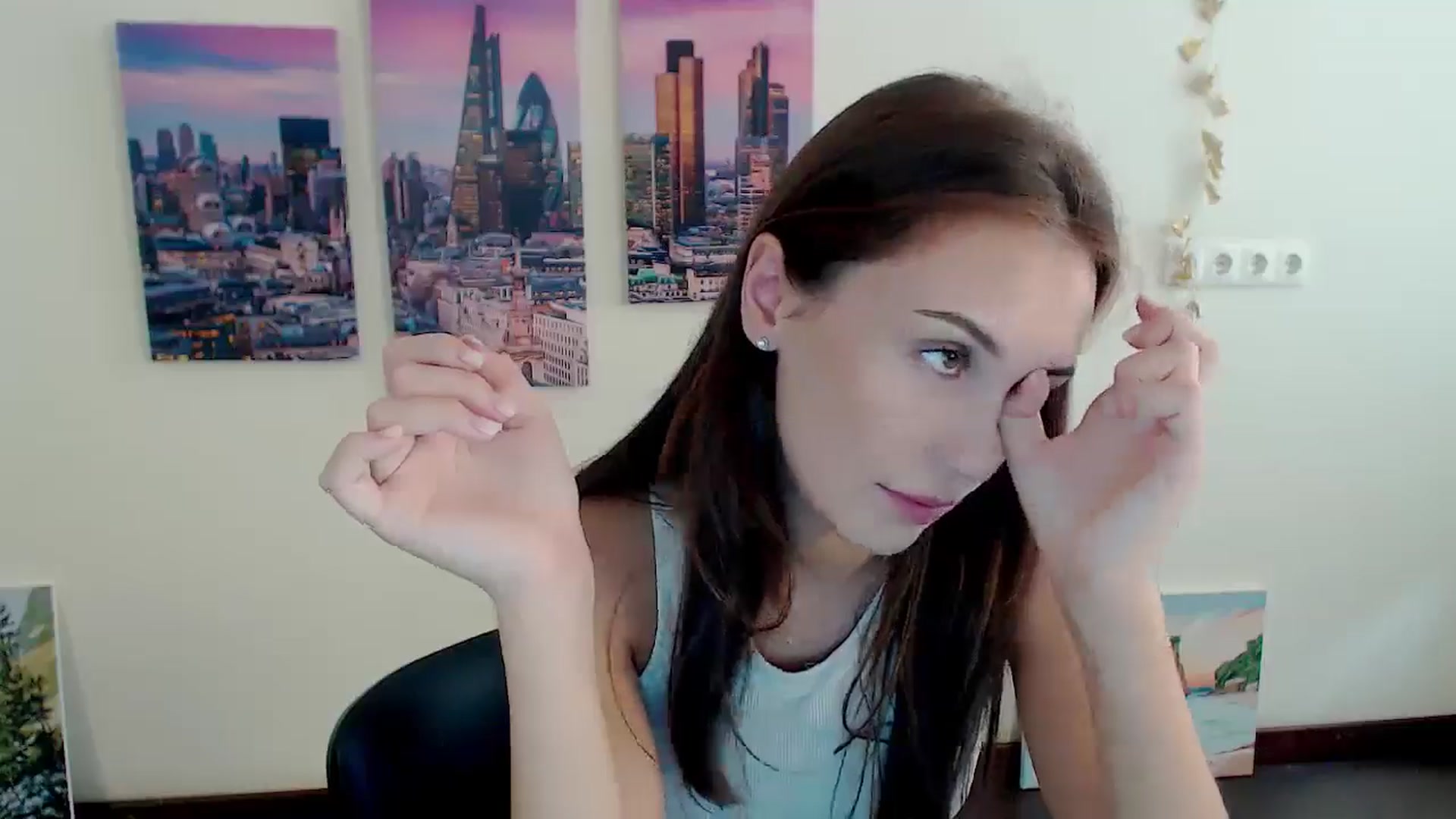 Gallery image thumbnail from Nikonara_'s myfreecams stream on, 08/07/2024, 13:12 image 15 of 20