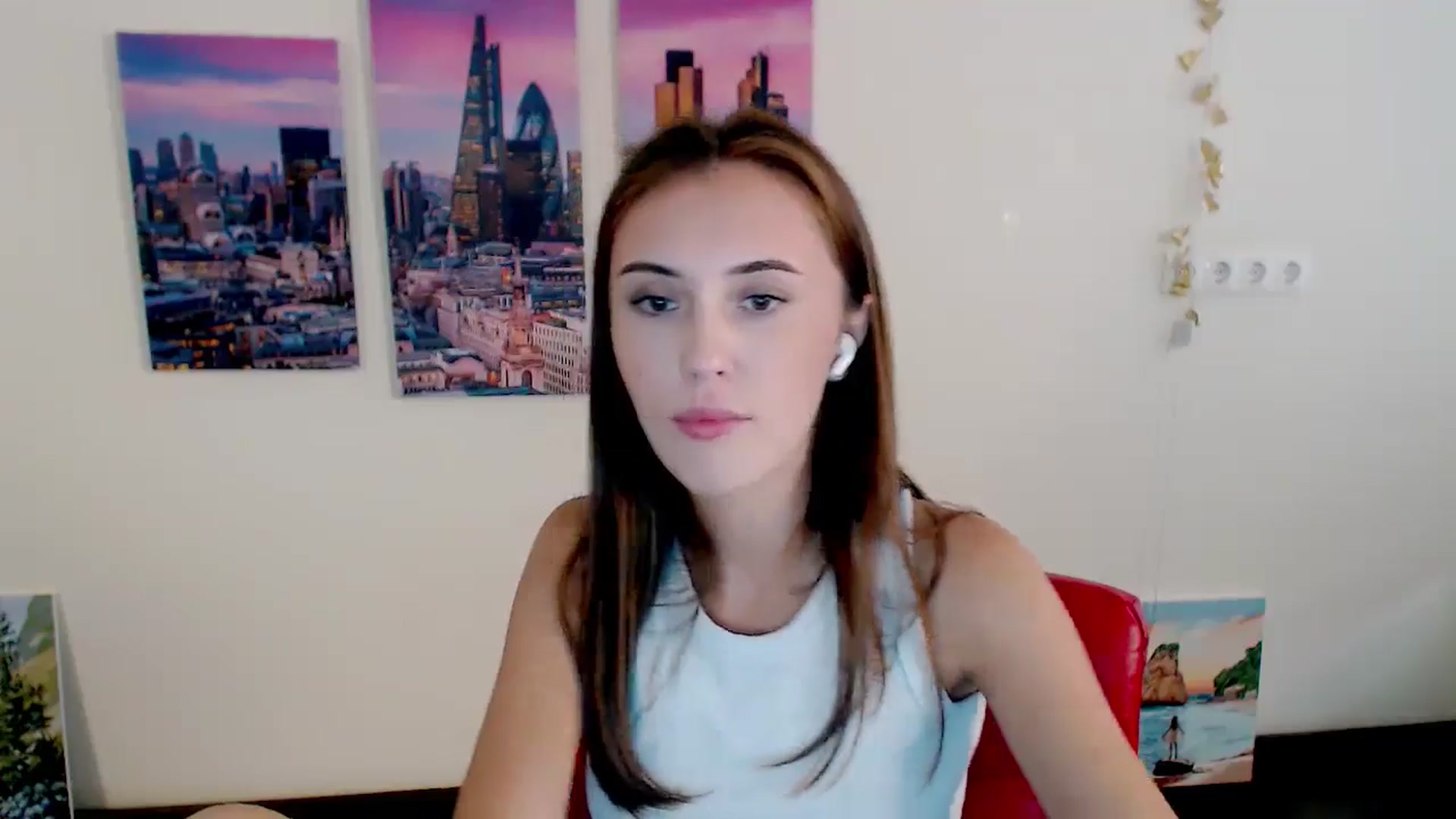 Gallery image thumbnail from Nikonara_'s myfreecams stream on, 08/07/2024, 15:50 image 16 of 20
