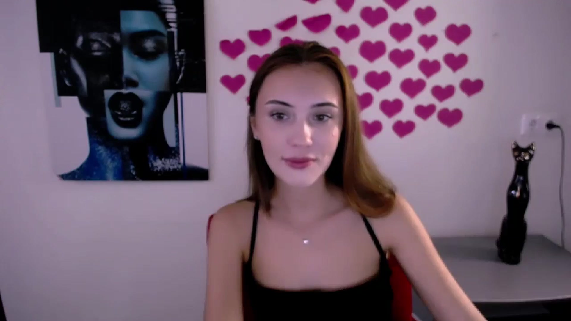 Gallery image thumbnail from Nikonara_'s myfreecams stream on, 08/08/2024, 13:17 image 12 of 20