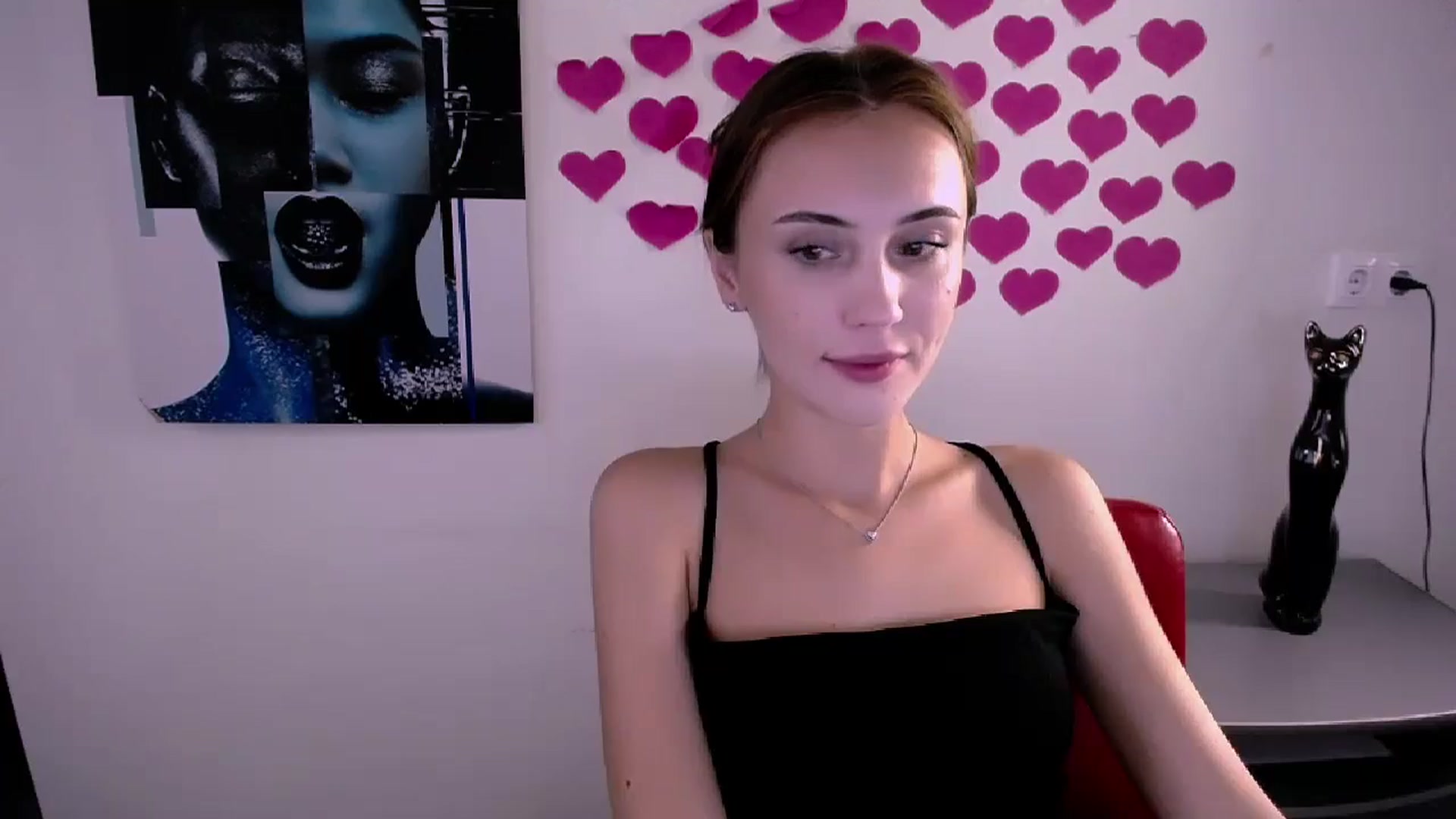 Gallery image thumbnail from Nikonara_'s myfreecams stream on, 08/08/2024, 16:55 image 9 of 20