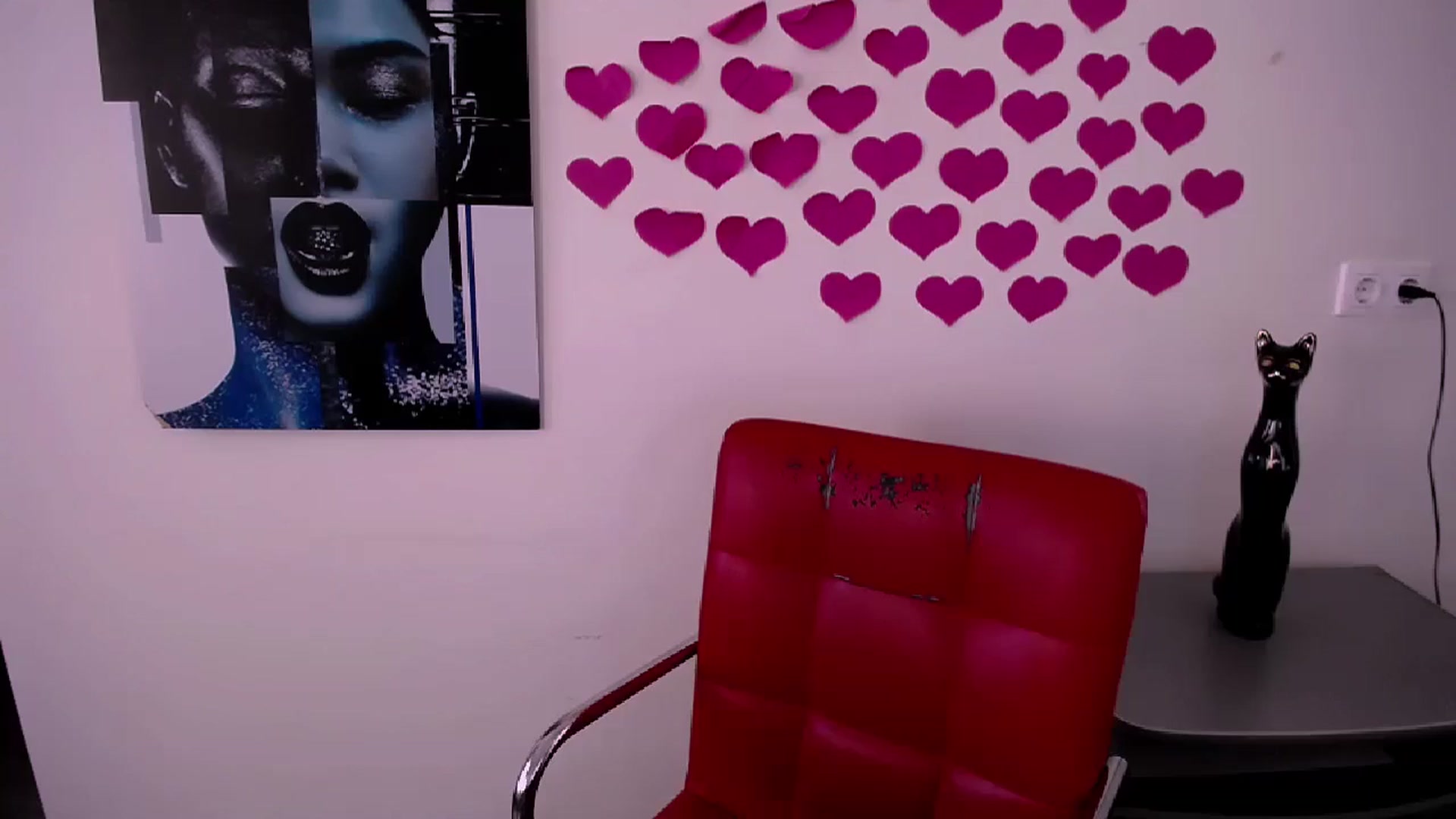 Gallery image thumbnail from Nikonara_'s myfreecams stream on, 08/10/2024, 13:15 image 14 of 20