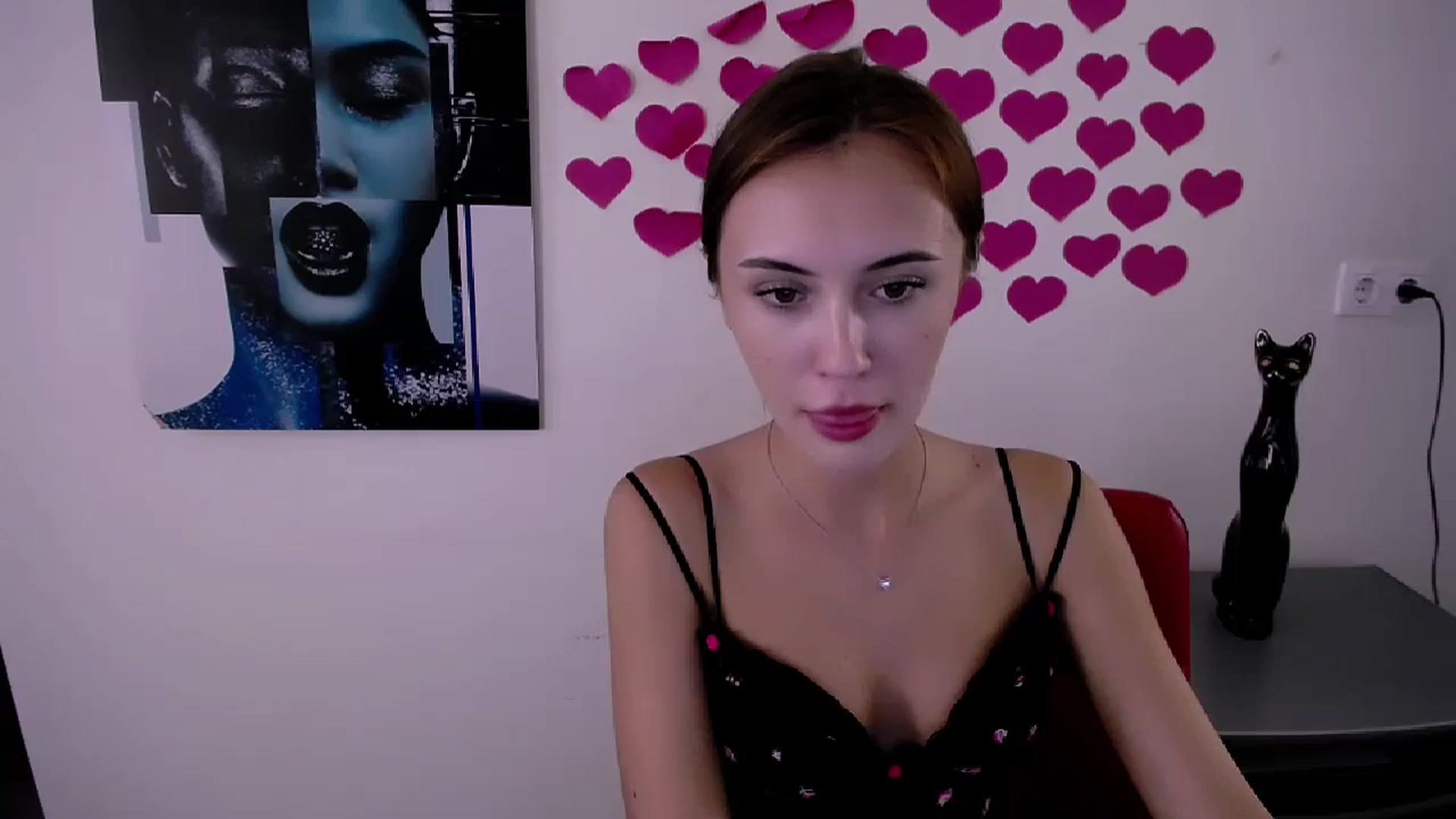 Gallery image thumbnail from Nikonara_'s myfreecams stream on, 08/10/2024, 15:26 image 17 of 20