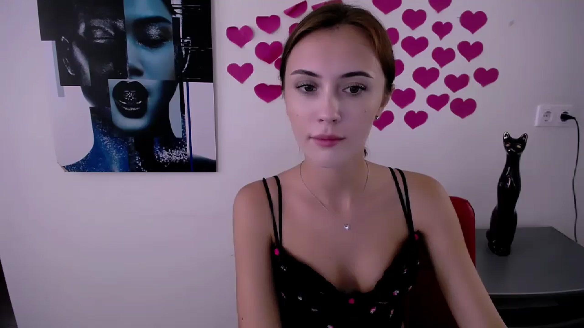 Gallery image thumbnail from Nikonara_'s myfreecams stream on, 08/10/2024, 15:26 image 15 of 20
