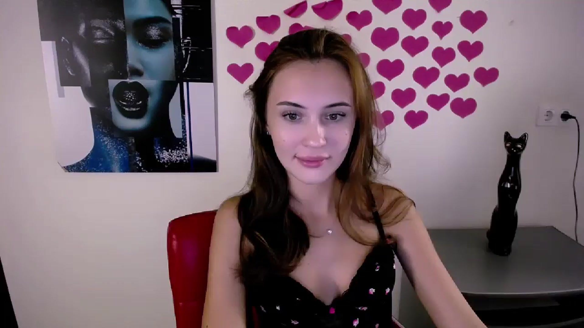 Gallery image thumbnail from Nikonara_'s myfreecams stream on, 08/10/2024, 18:02 image 1 of 20