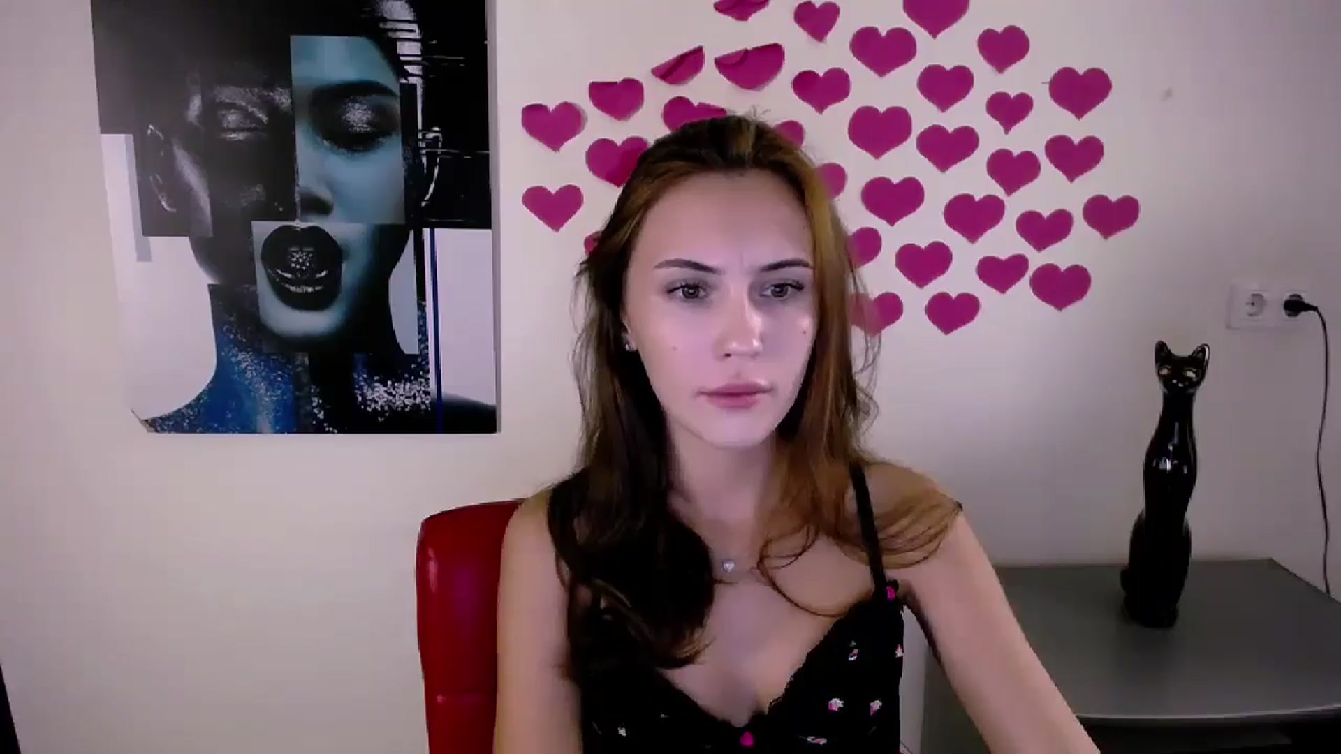 Gallery image thumbnail from Nikonara_'s myfreecams stream on, 08/10/2024, 18:02 image 5 of 20