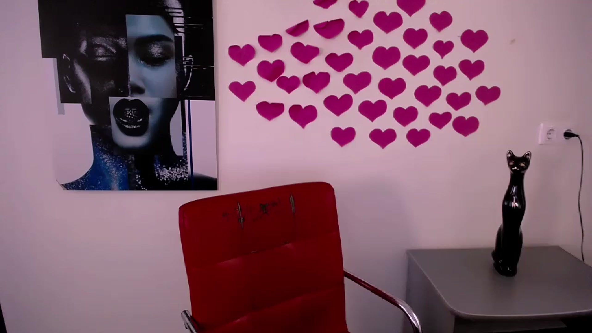 Gallery image thumbnail from Nikonara_'s myfreecams stream on, 08/11/2024, 14:08 image 7 of 20