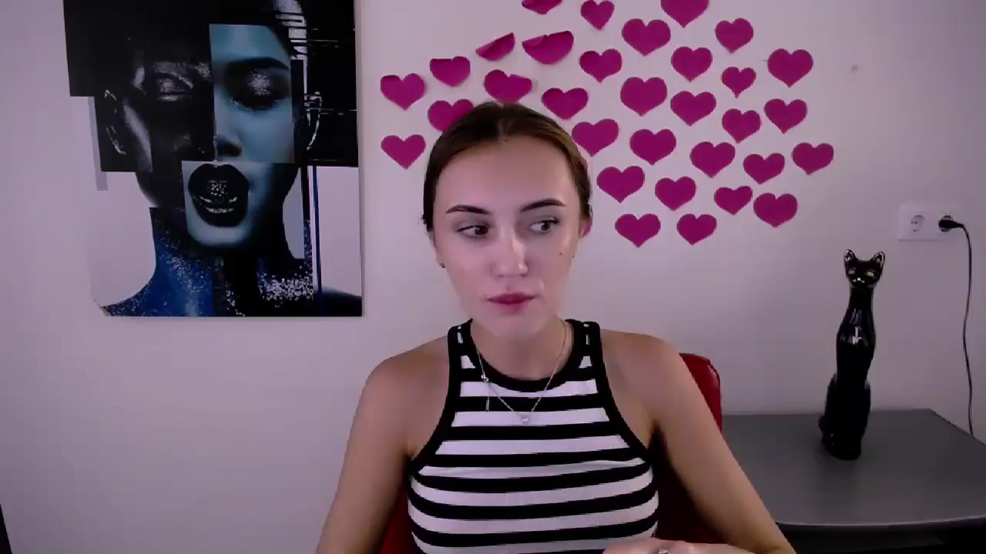 Gallery image thumbnail from Nikonara_'s myfreecams stream on, 08/11/2024, 14:08 image 6 of 20