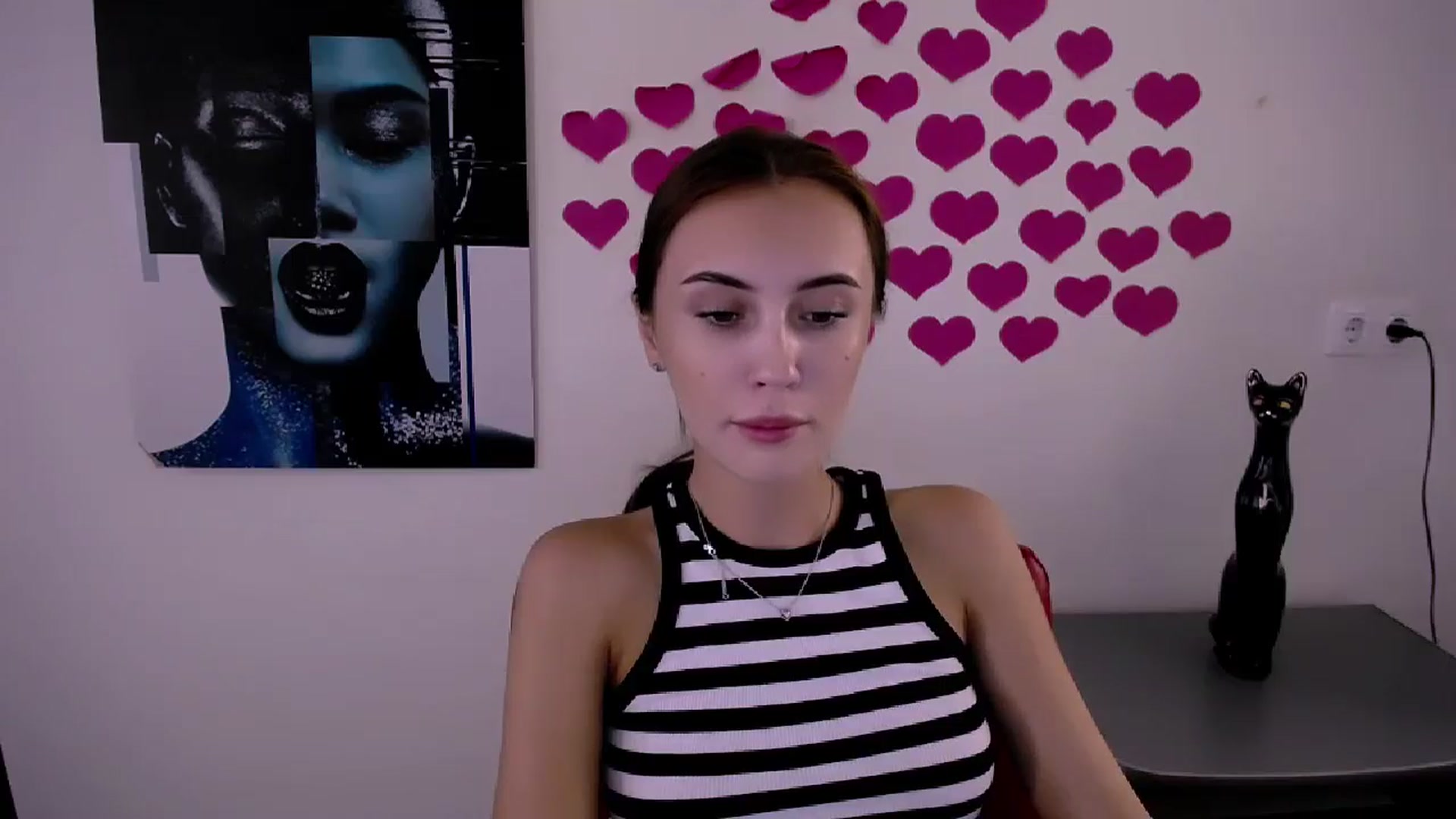 Gallery image thumbnail from Nikonara_'s myfreecams stream on, 08/11/2024, 14:08 image 4 of 20