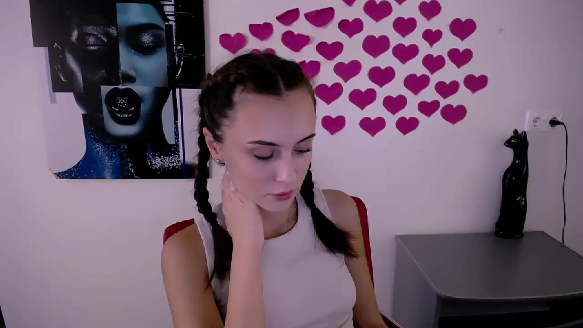 Gallery image thumbnail from Nikonara_'s myfreecams stream on, 08/14/2024, 15:18 image 2 of 20