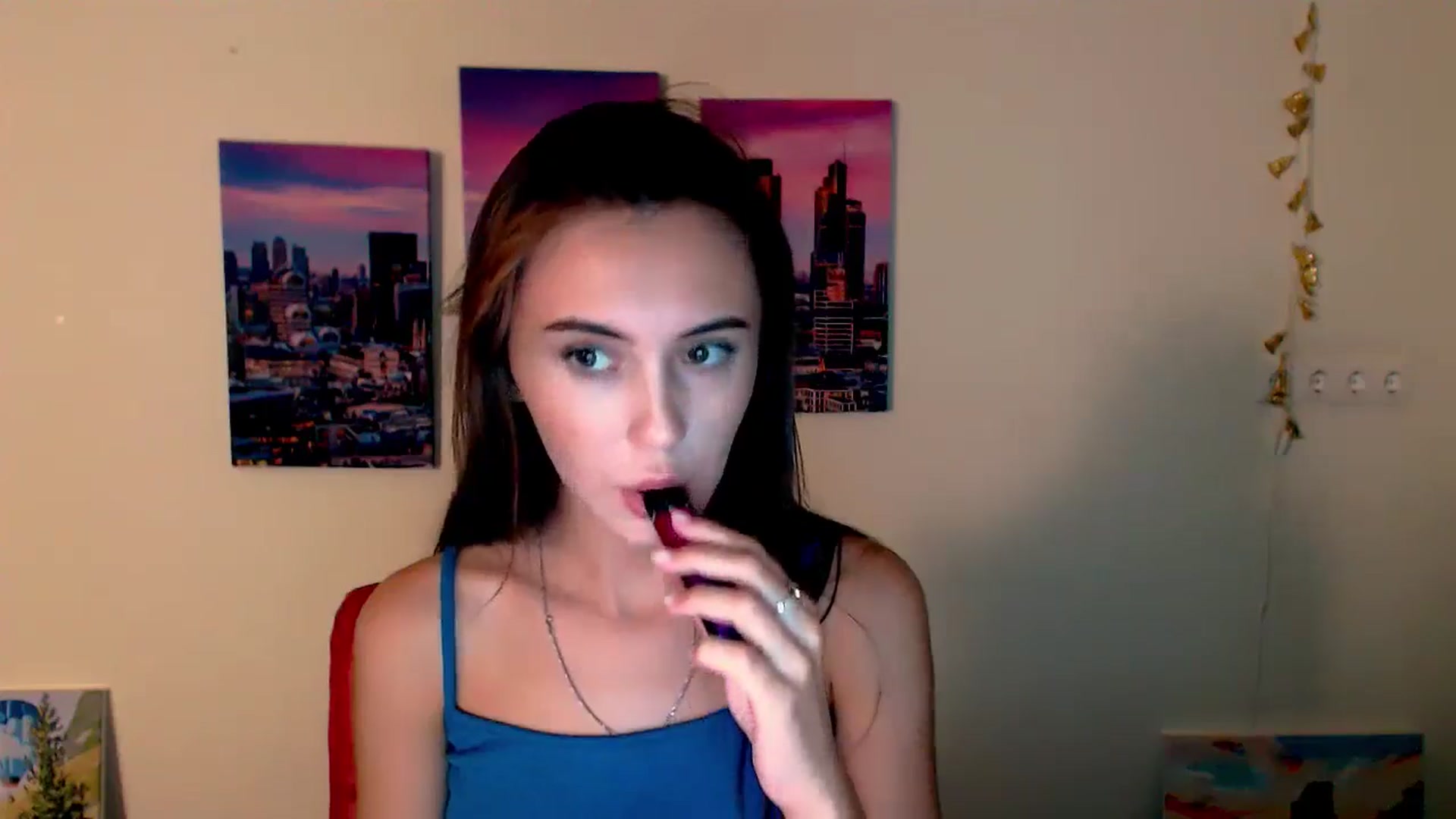 Gallery image thumbnail from Nikonara_'s myfreecams stream on, 08/15/2024, 17:27 image 11 of 20