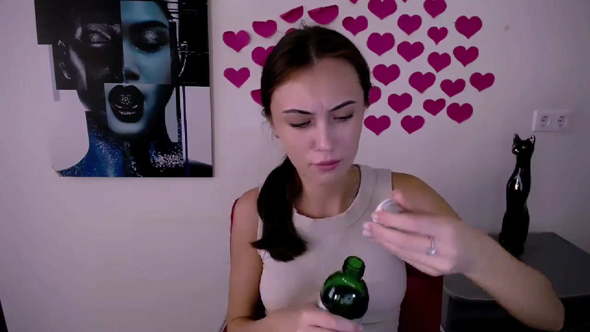 Gallery image thumbnail from Nikonara_'s myfreecams stream on, 08/17/2024, 15:44 image 9 of 20