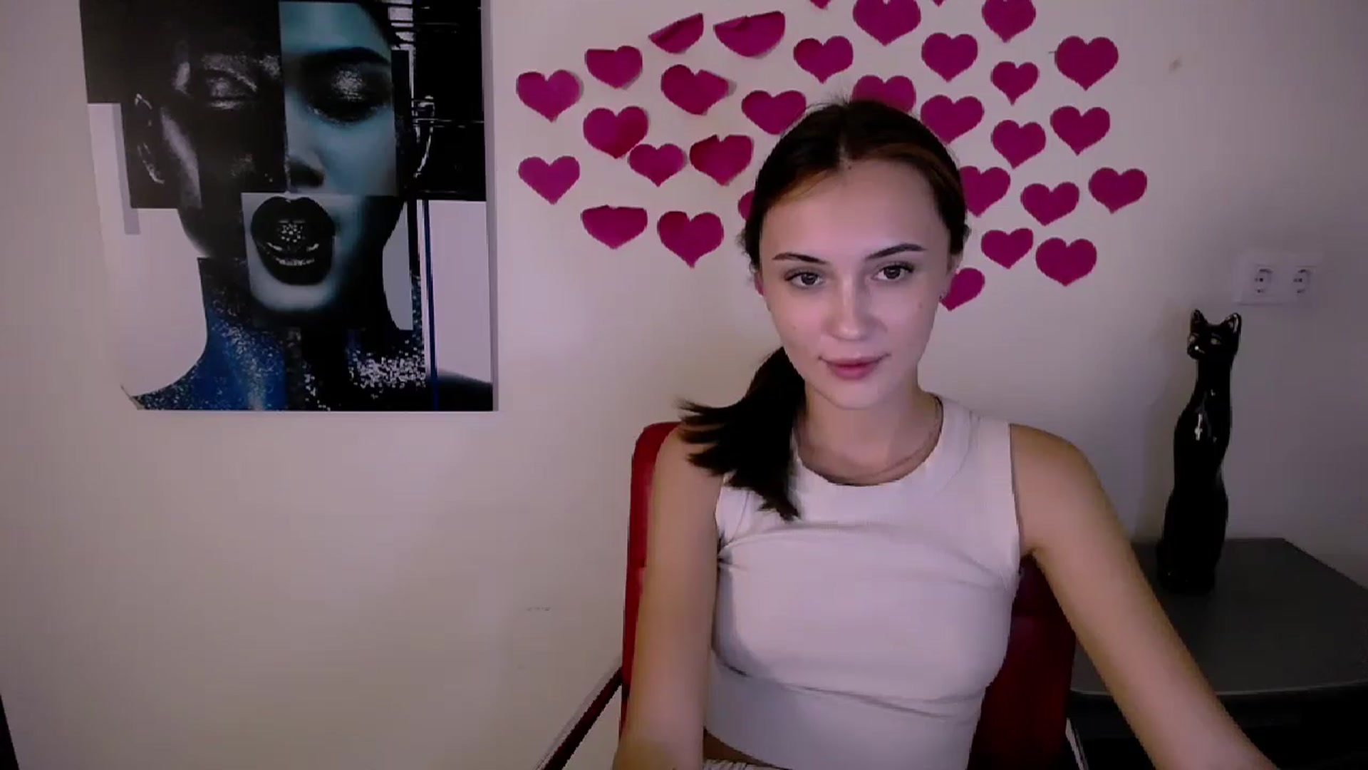 Gallery image thumbnail from Nikonara_'s myfreecams stream on, 08/17/2024, 16:45 image 16 of 20