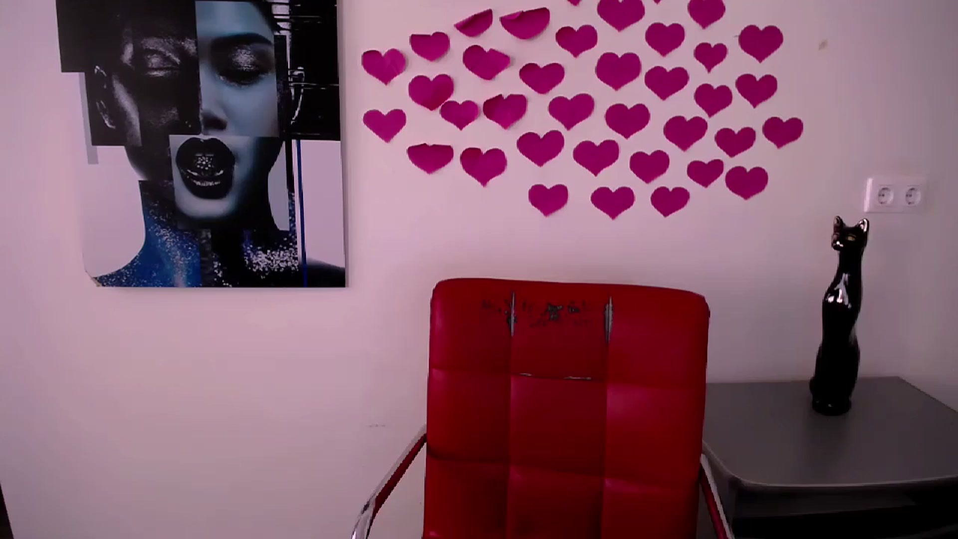 Gallery image thumbnail from Nikonara_'s myfreecams stream on, 08/18/2024, 14:49 image 9 of 20