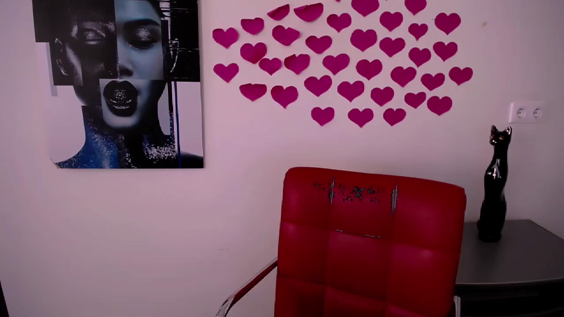 Gallery image thumbnail from Nikonara_'s myfreecams stream on, 08/18/2024, 14:49 image 17 of 20