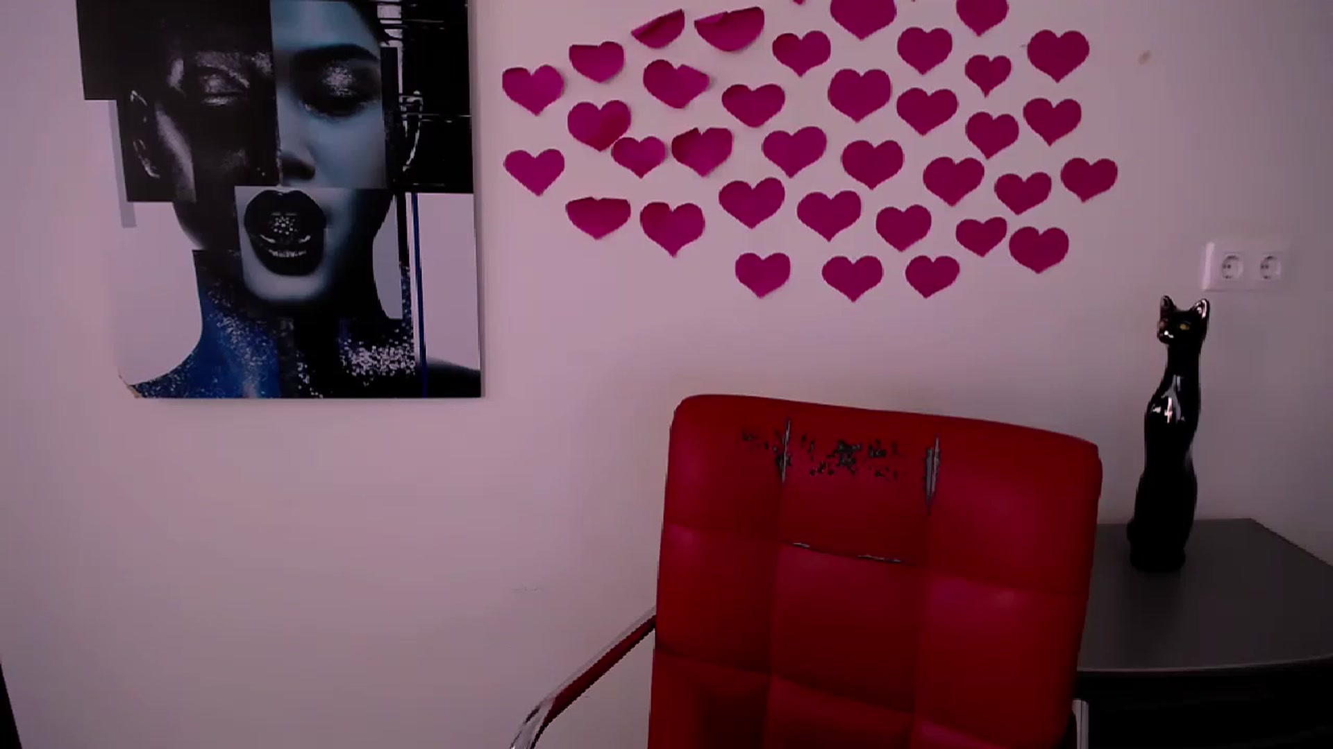 Gallery image thumbnail from Nikonara_'s myfreecams stream on, 08/18/2024, 14:49 image 18 of 20