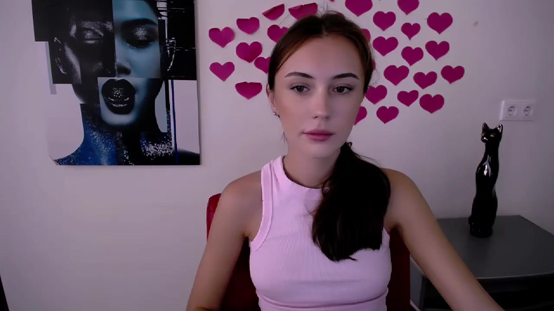 Gallery image thumbnail from Nikonara_'s myfreecams stream on, 08/18/2024, 14:49 image 16 of 20