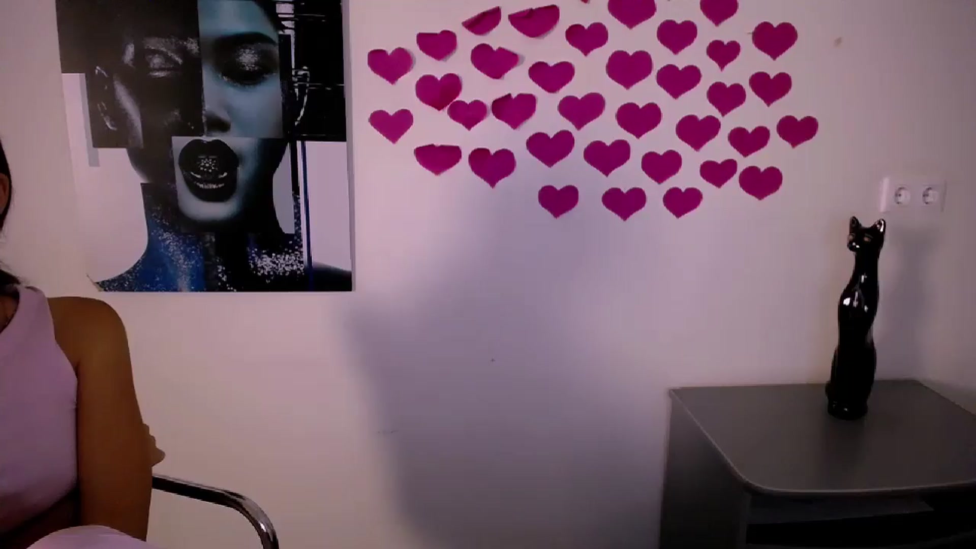 Gallery image thumbnail from Nikonara_'s myfreecams stream on, 08/18/2024, 17:30 image 10 of 20
