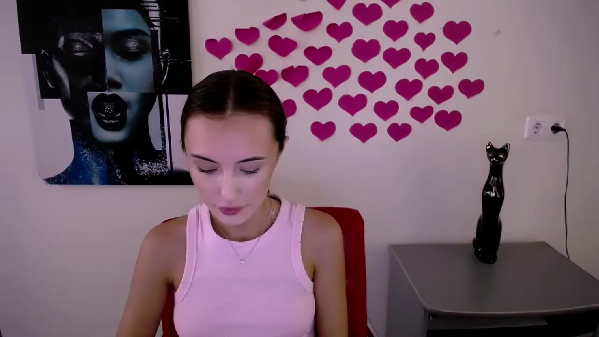 Gallery image thumbnail from Nikonara_'s myfreecams stream on, 08/21/2024, 15:27 image 1 of 20