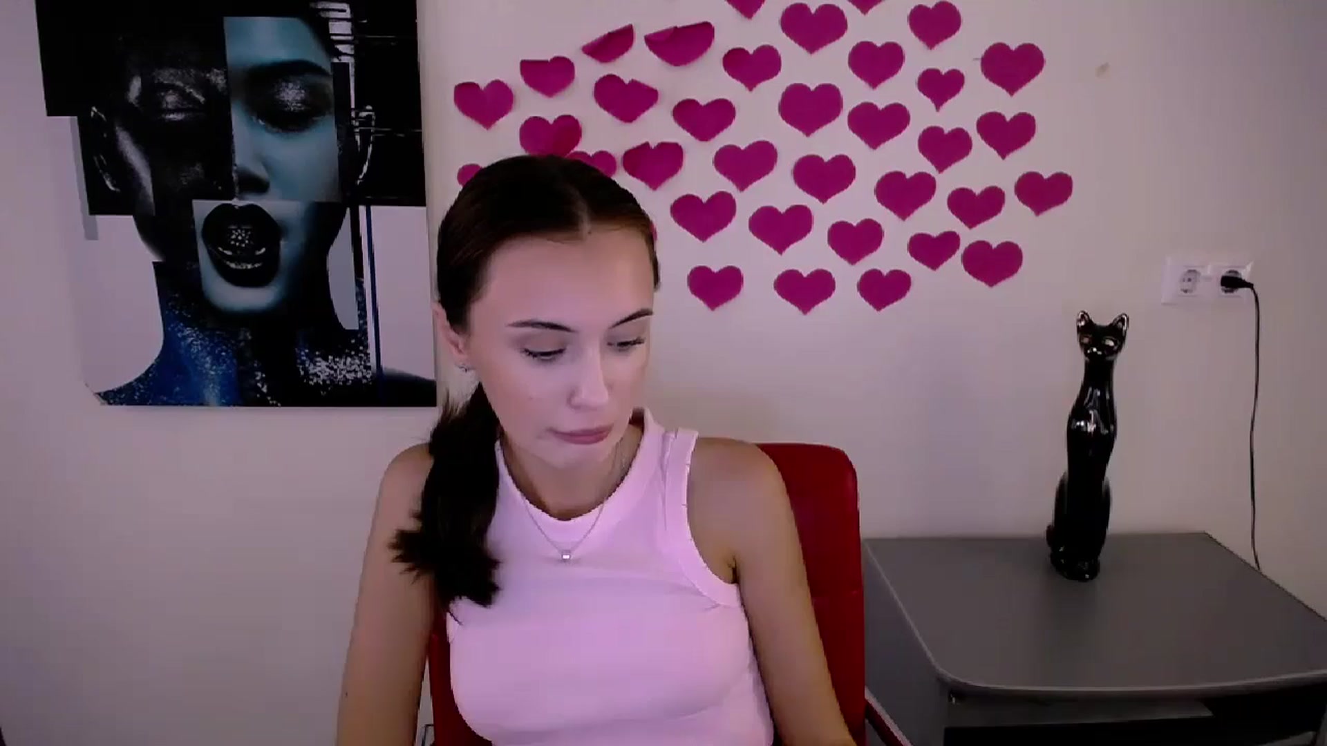 Gallery image thumbnail from Nikonara_'s myfreecams stream on, 08/21/2024, 15:27 image 14 of 20