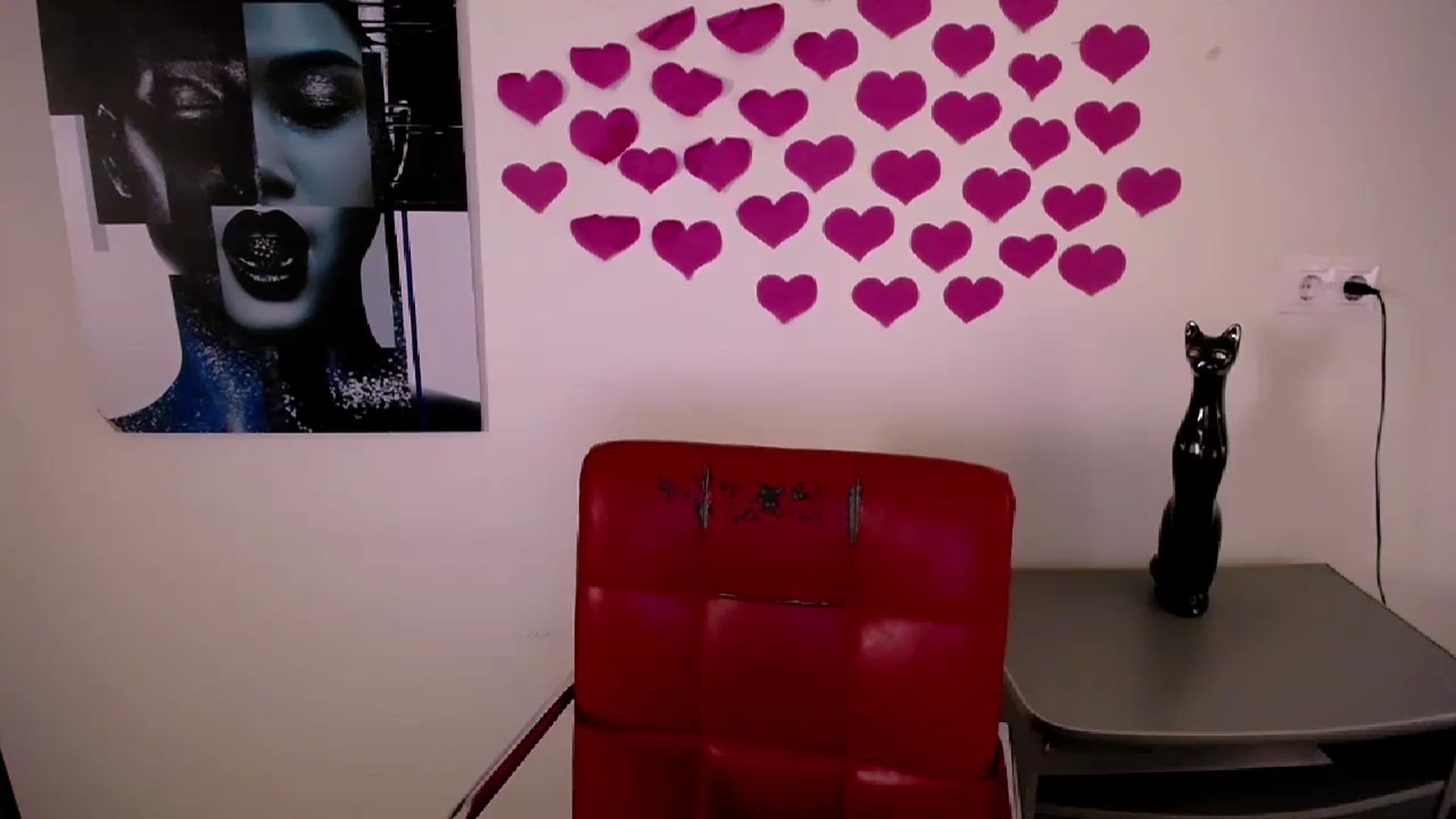 Gallery image thumbnail from Nikonara_'s myfreecams stream on, 08/21/2024, 17:45 image 14 of 20