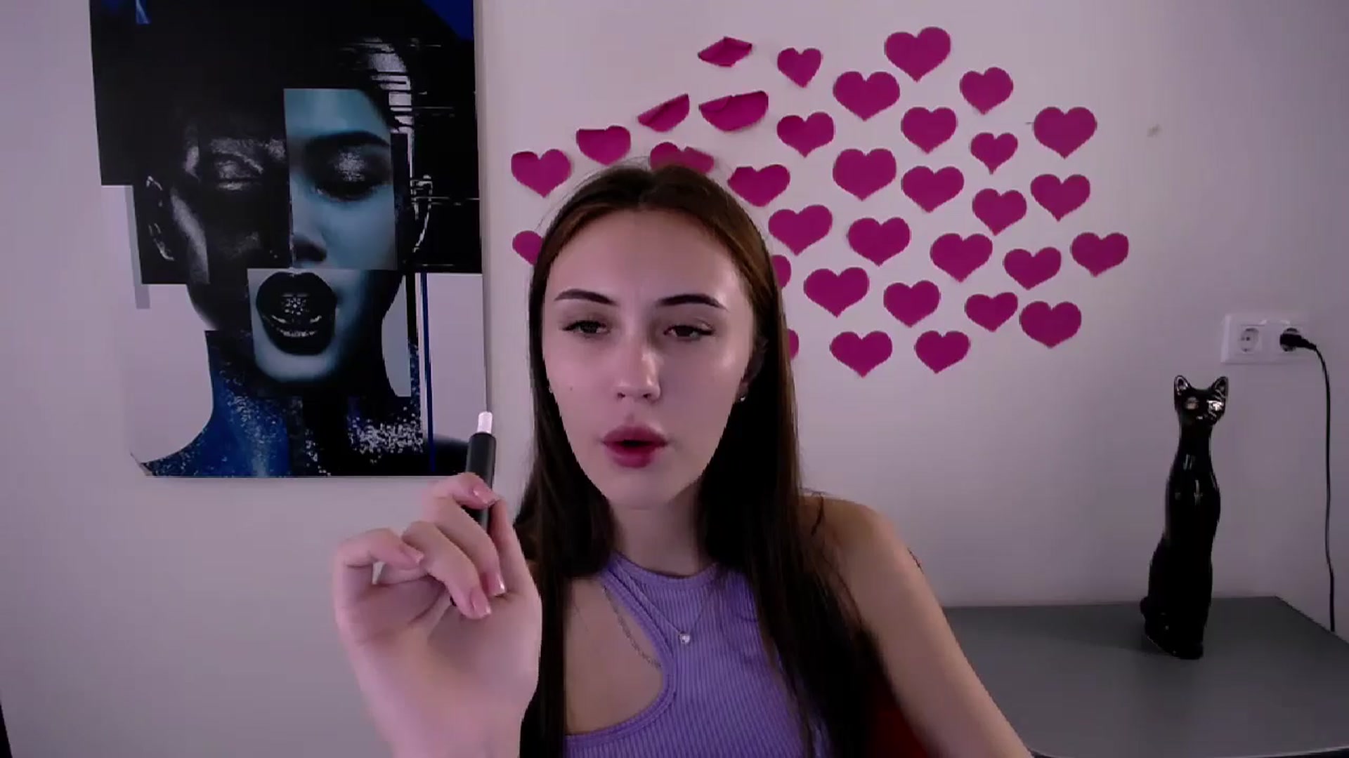 Gallery image thumbnail from Nikonara_'s myfreecams stream on, 08/26/2024, 15:19 image 12 of 20
