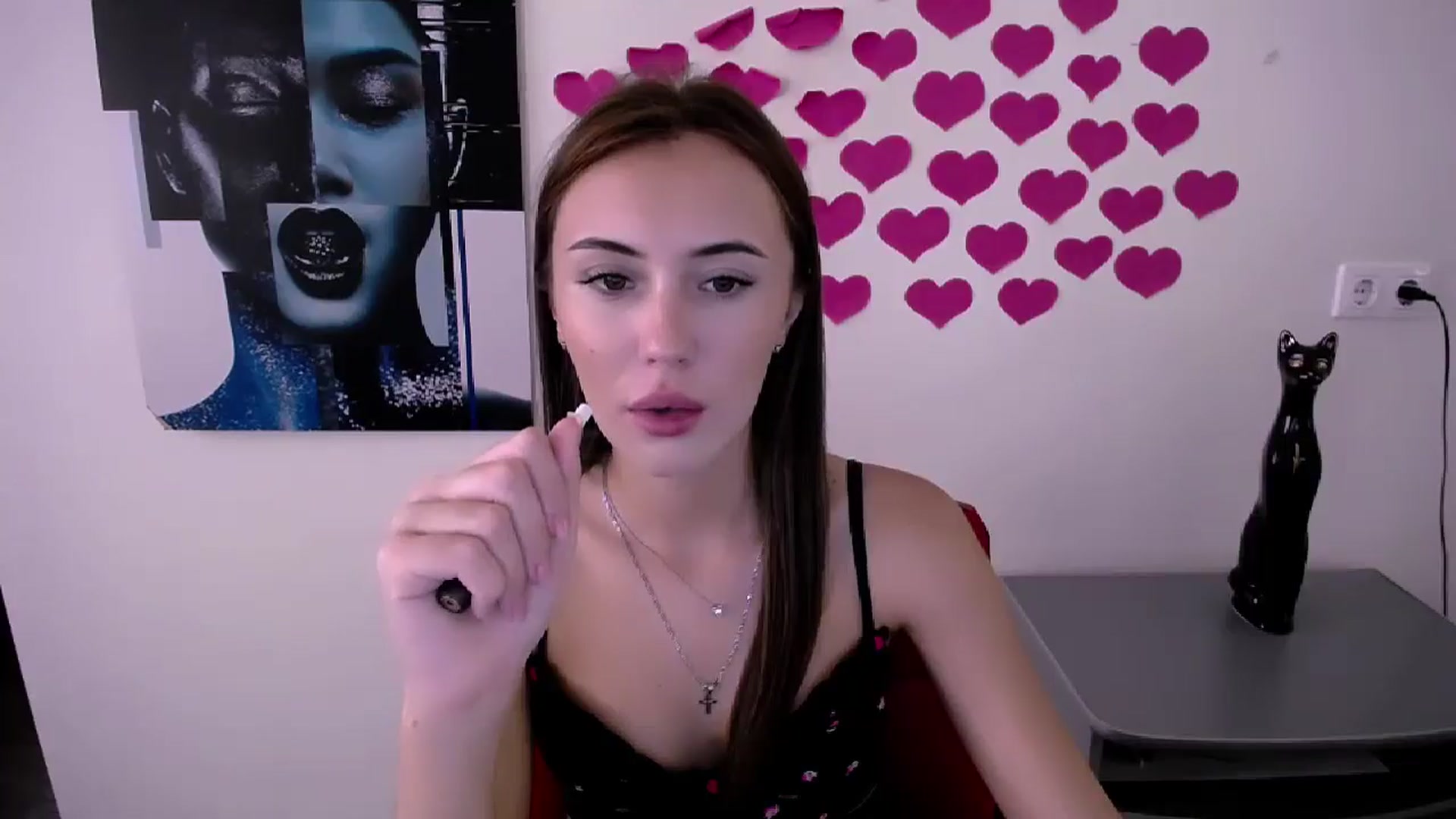 Gallery image thumbnail from Nikonara_'s myfreecams stream on, 08/28/2024, 14:29 image 4 of 20